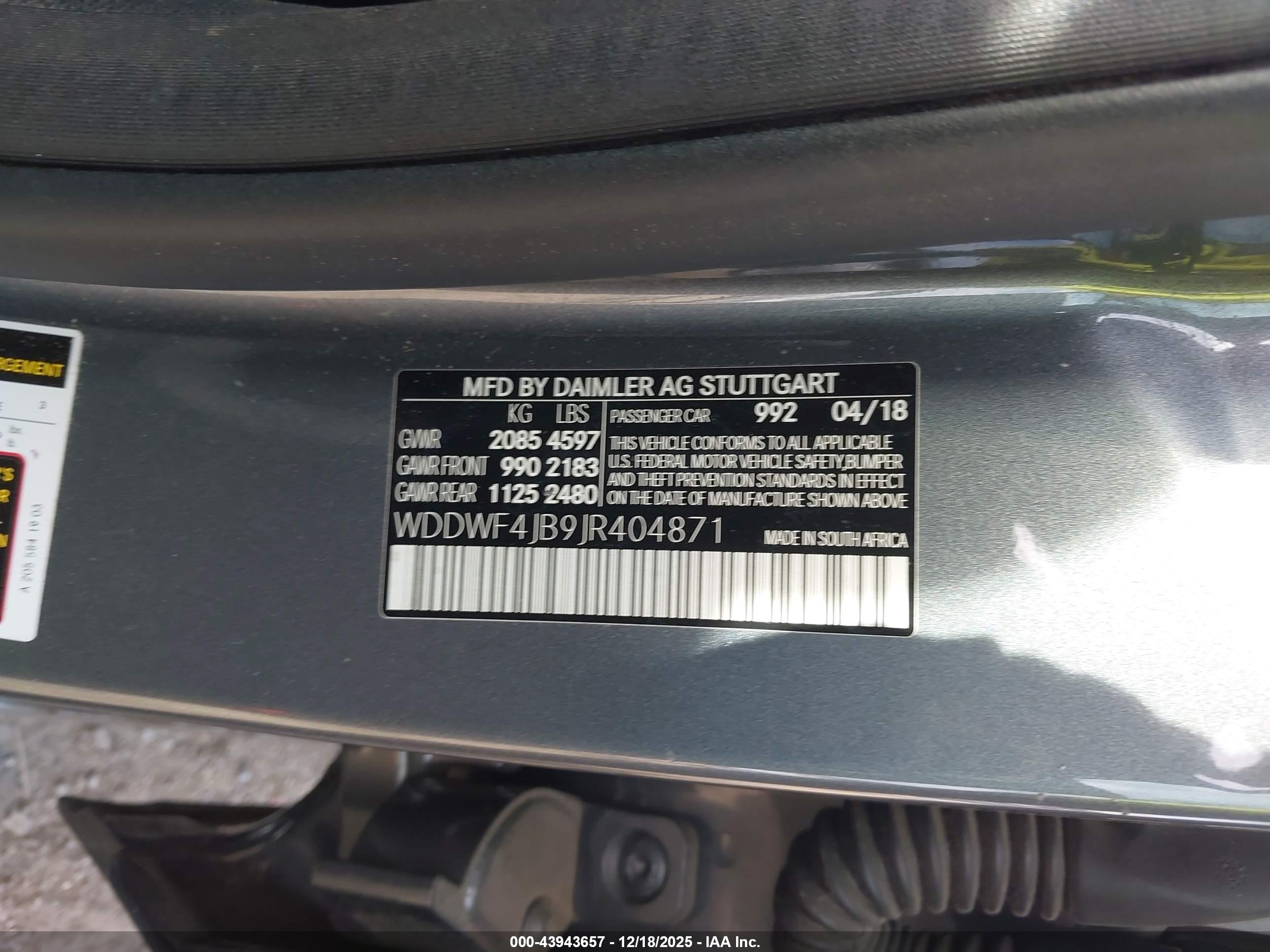 MERCEDES-BENZ C image 9