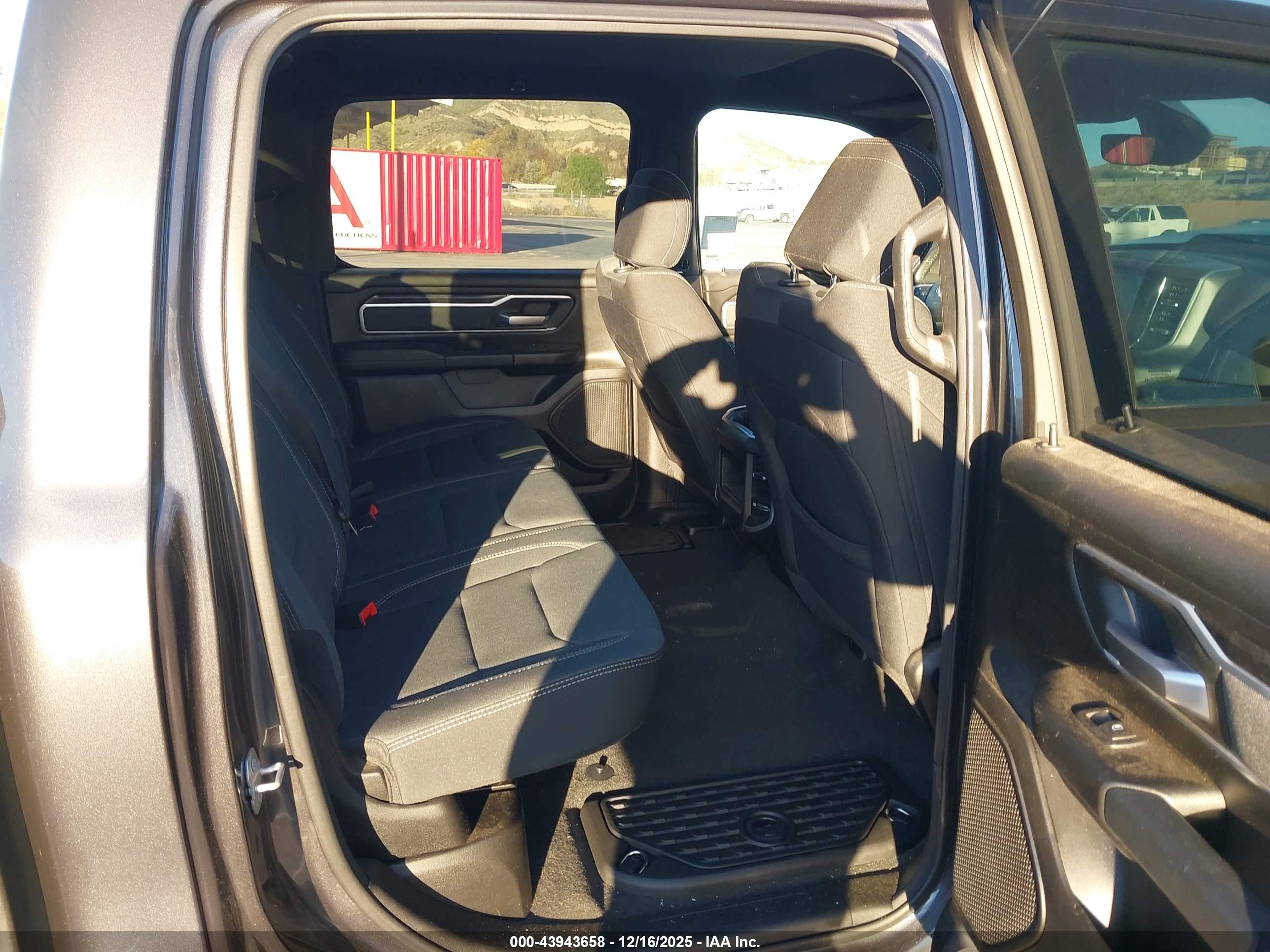 RAM 1500 image 8