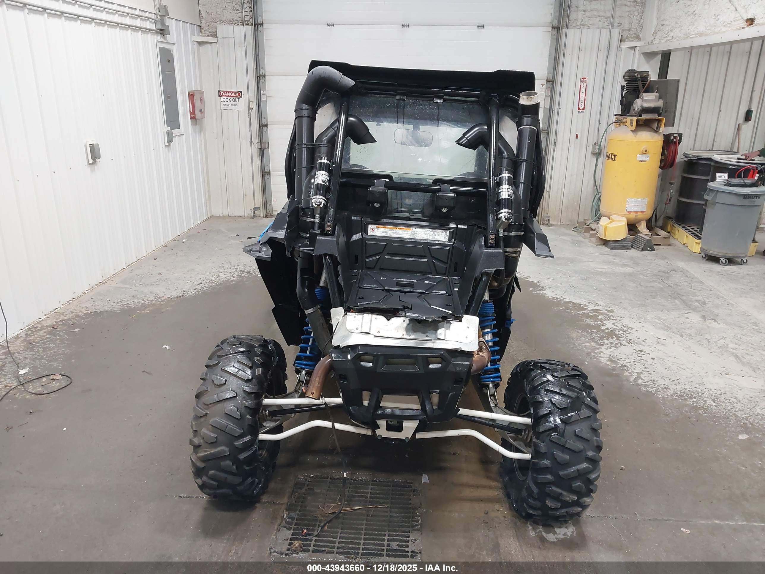 POLARIS RZR image 6