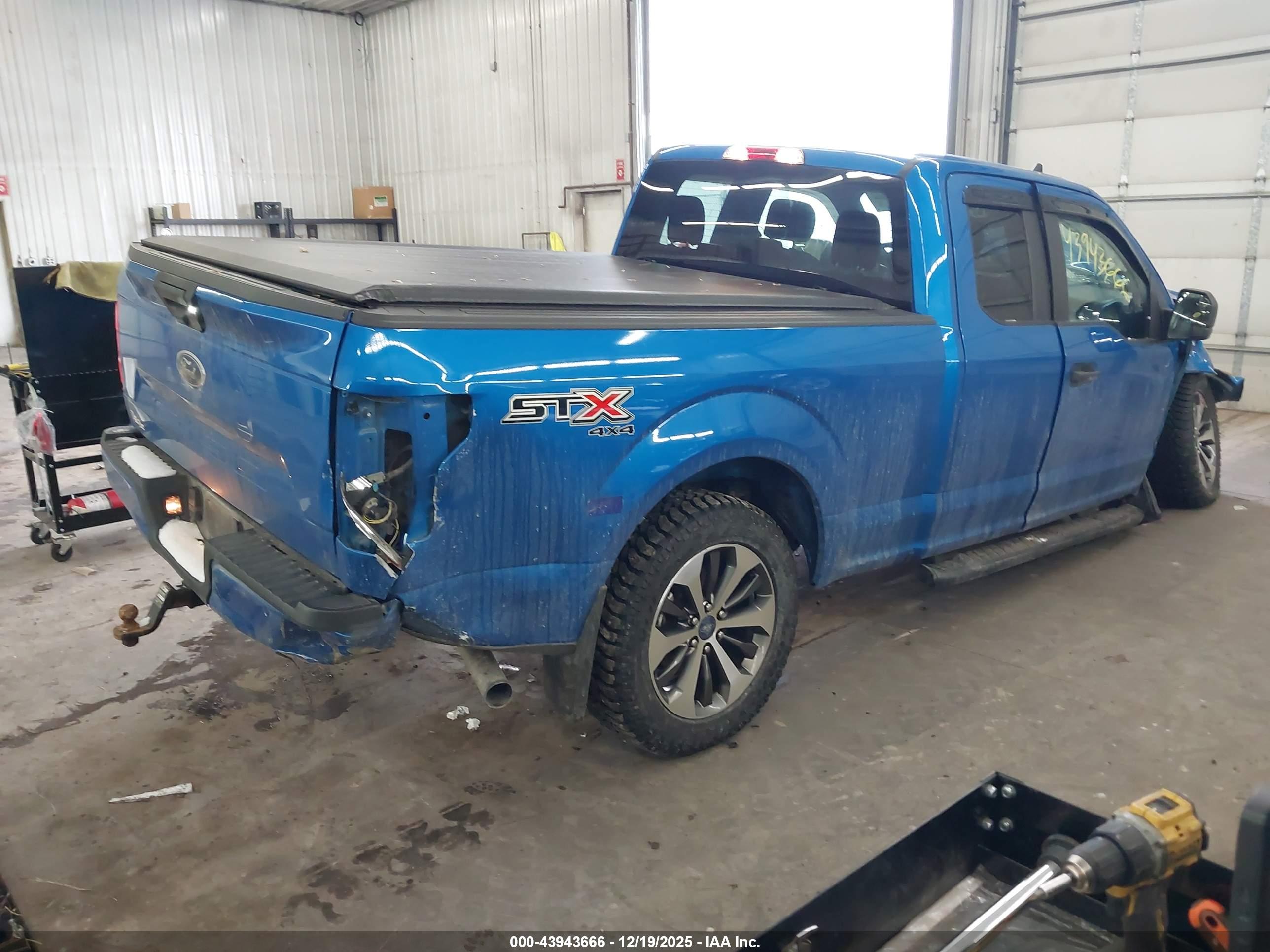 FORD F-150 image 4
