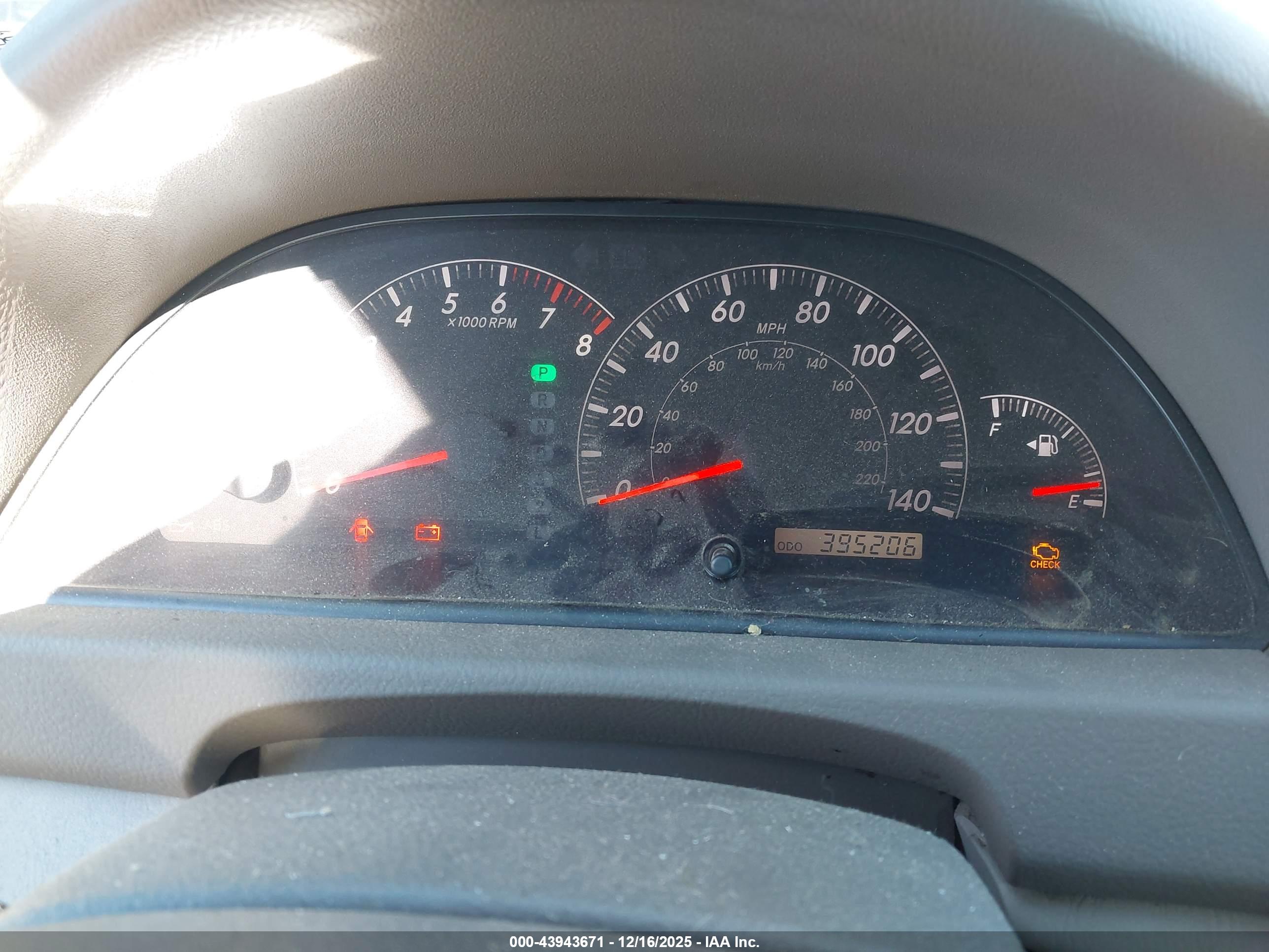 TOYOTA CAMRY image 7