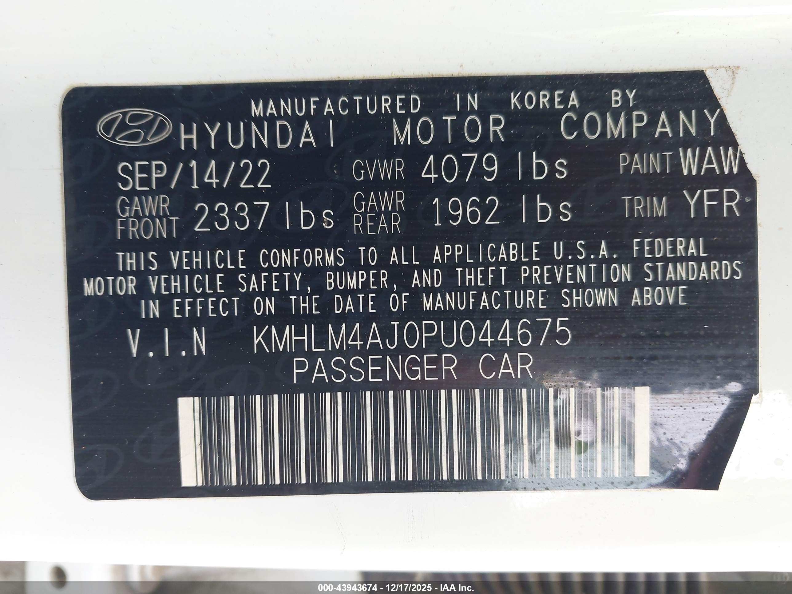 HYUNDAI ELANTRA image 9