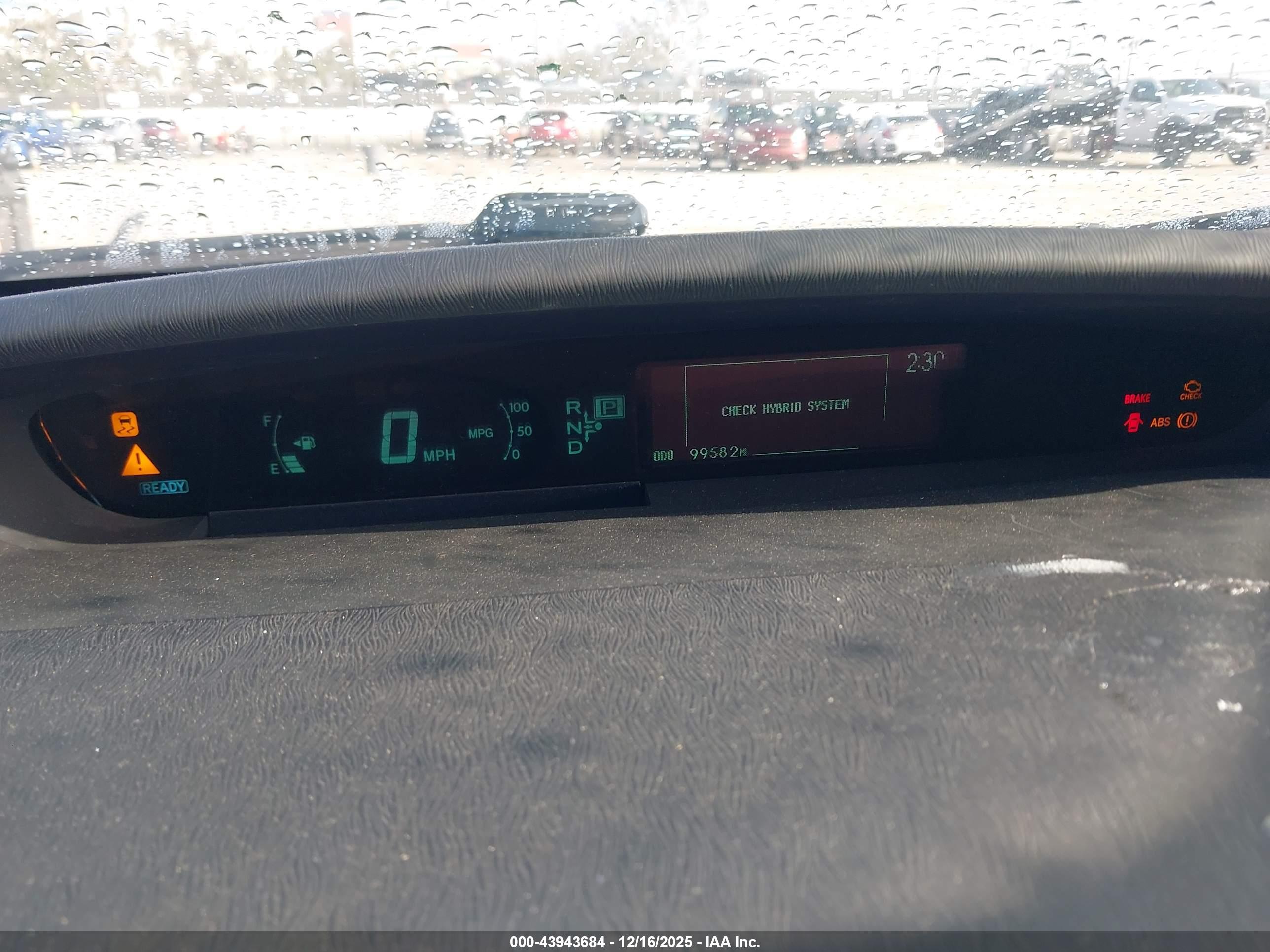 TOYOTA PRIUS image 7