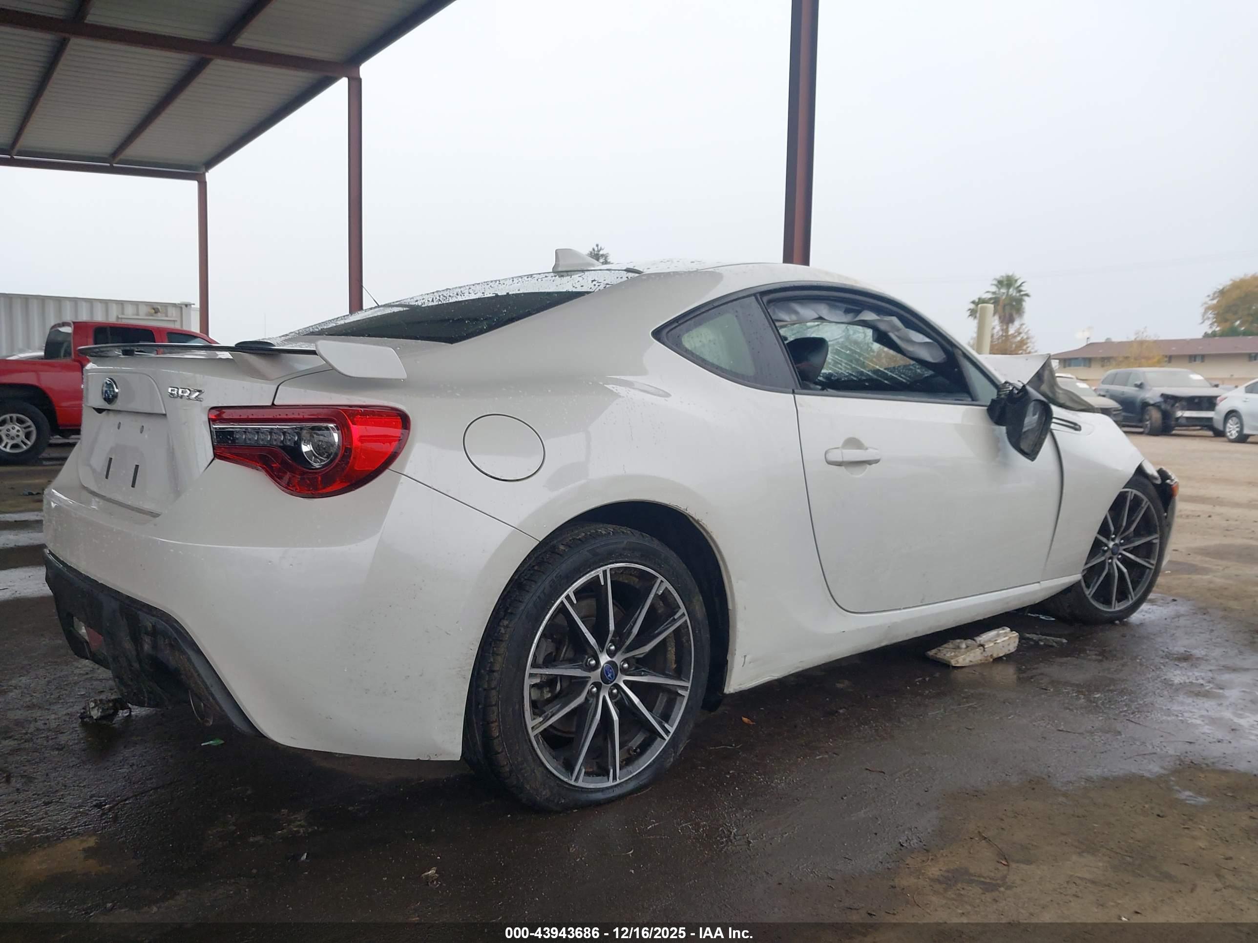 SUBARU BRZ image 4