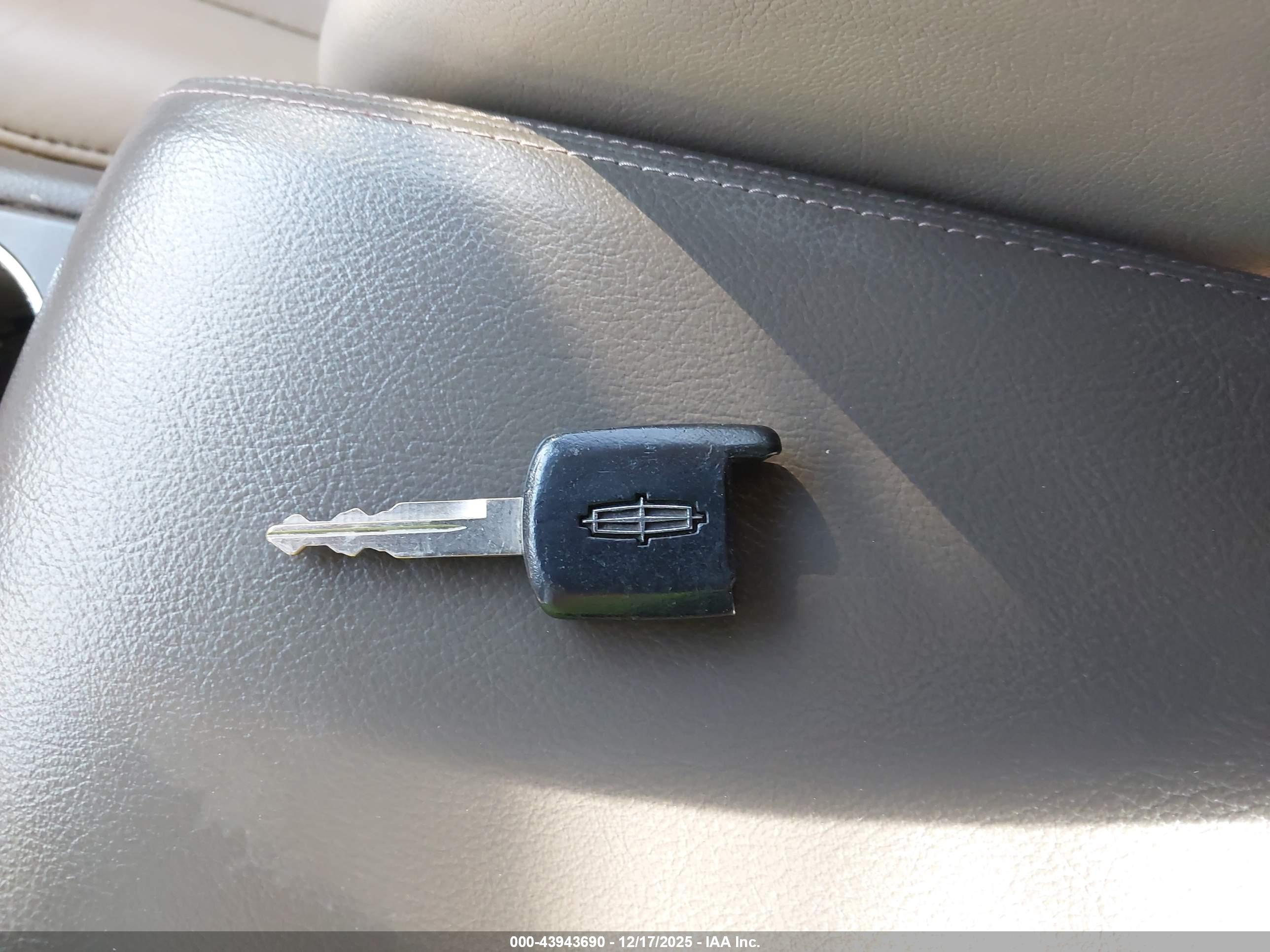 LINCOLN LS image 11