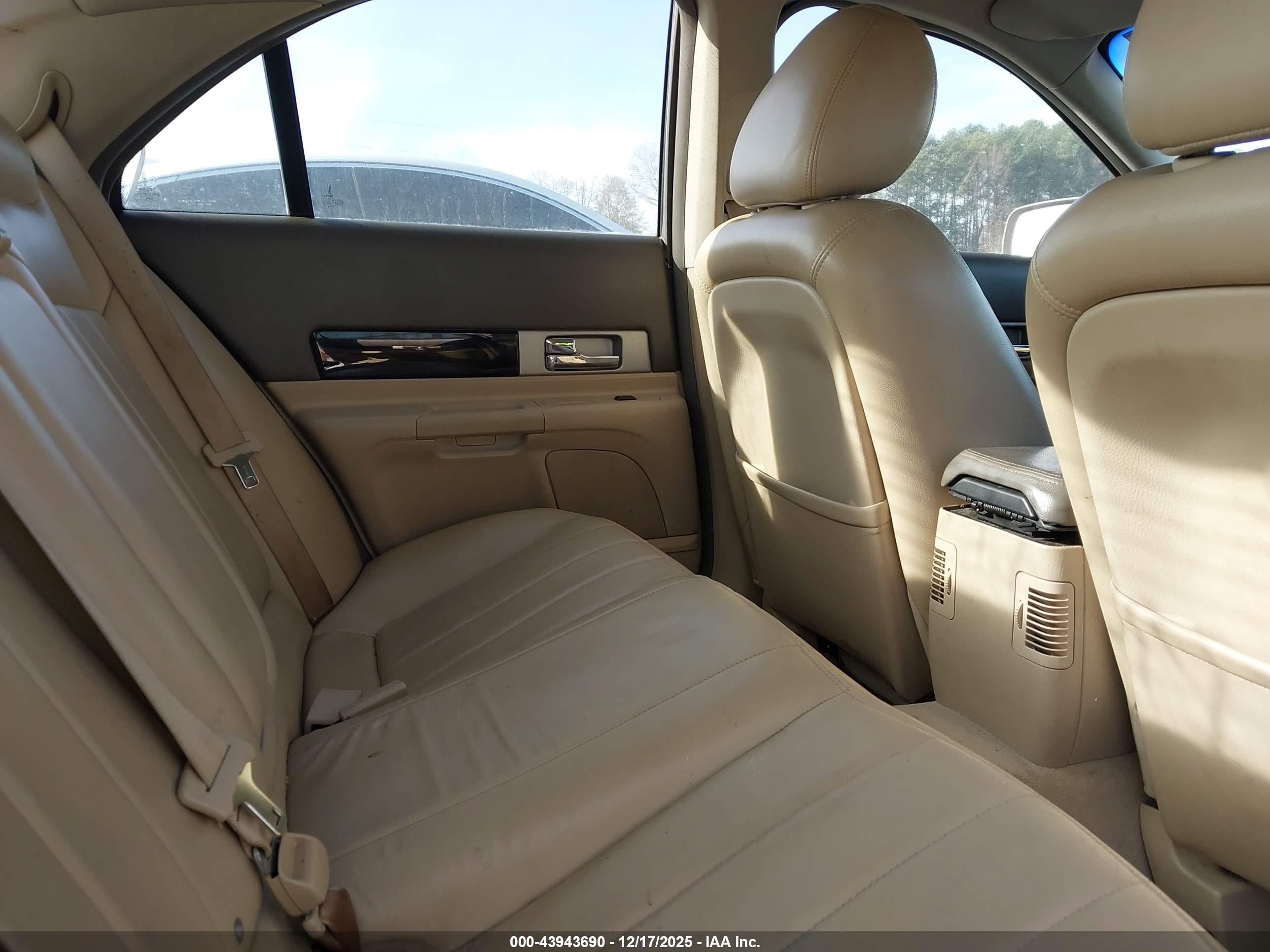 LINCOLN LS image 8