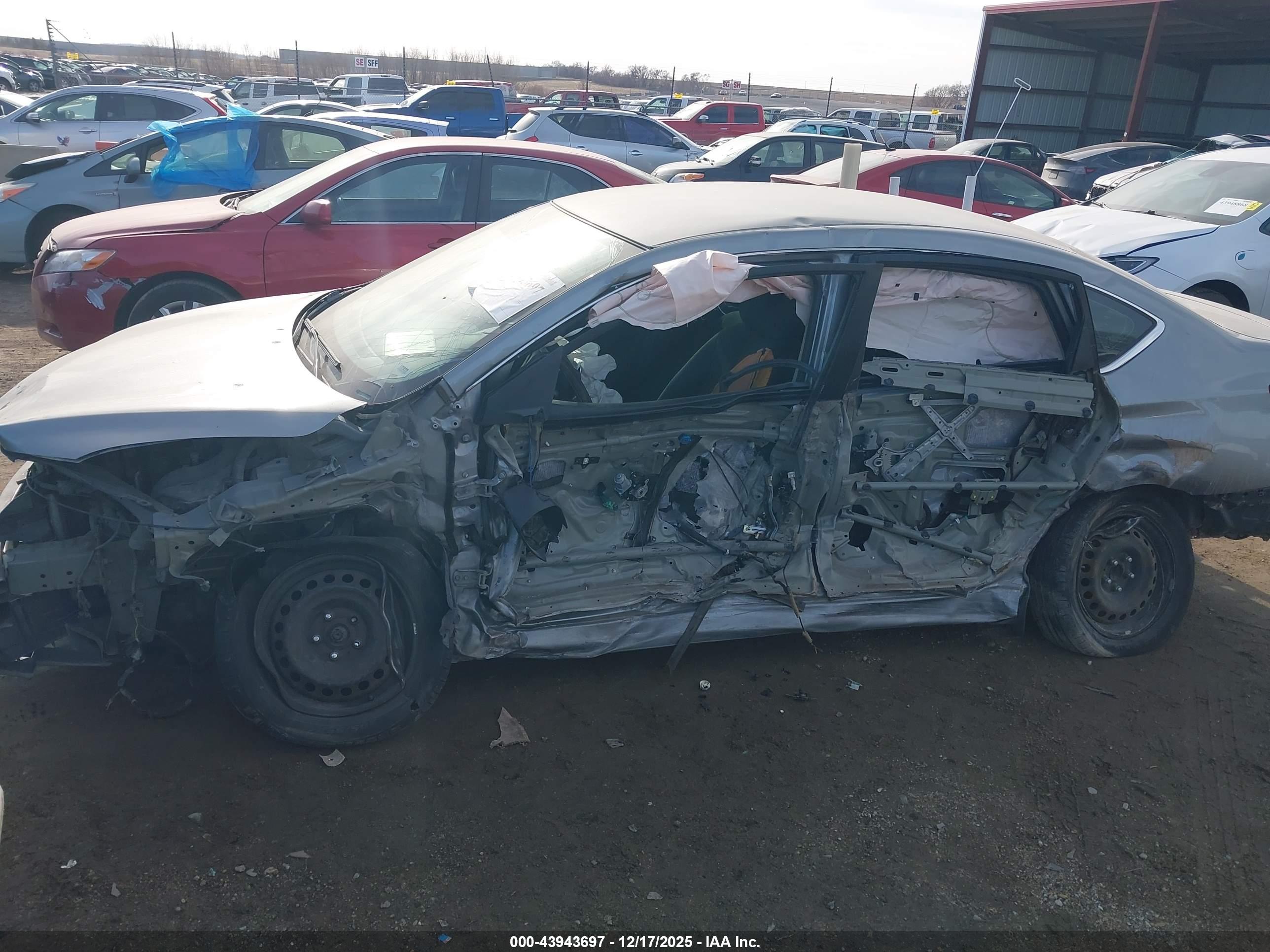 NISSAN SENTRA image 6