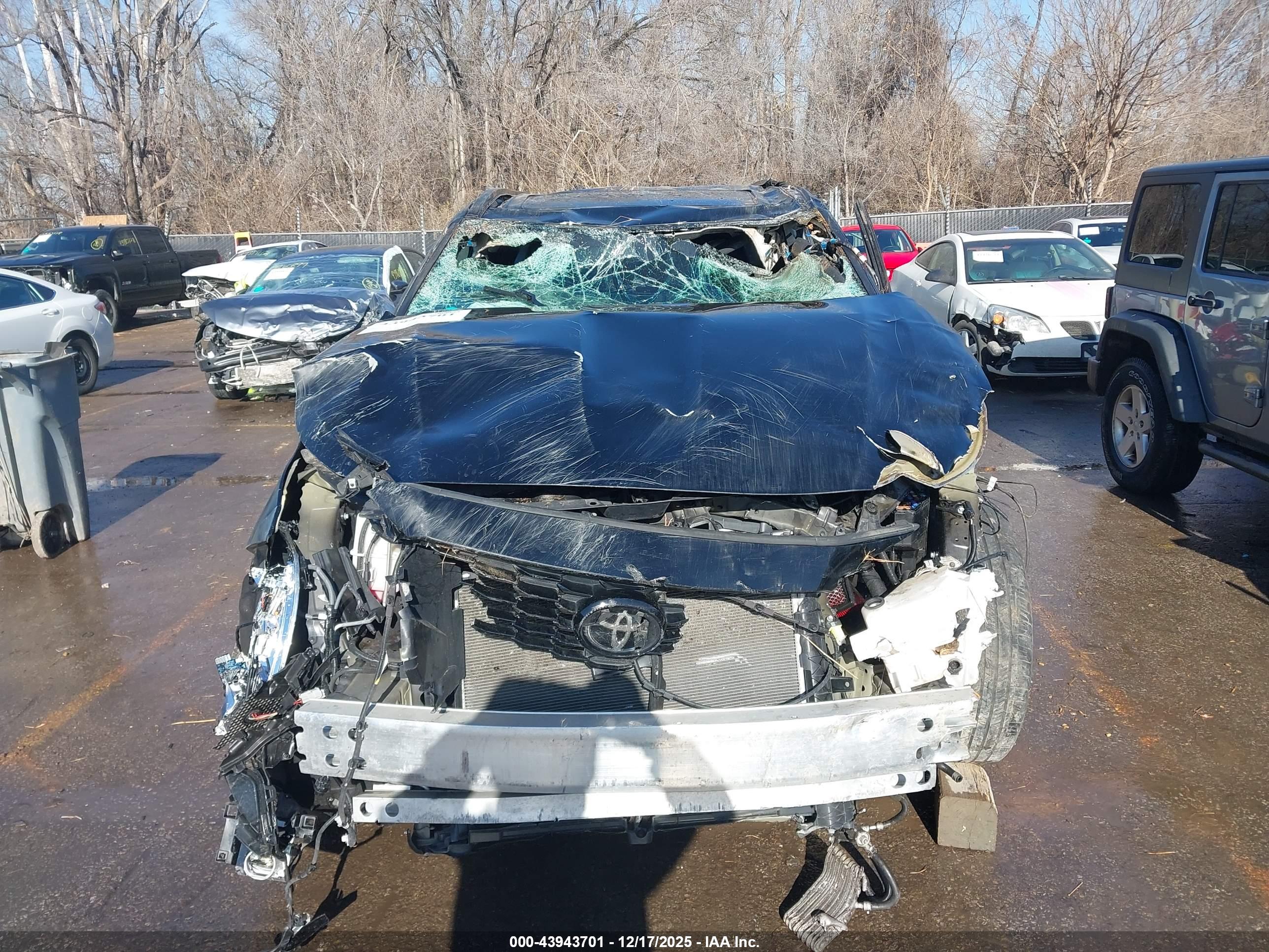TOYOTA HIGHLANDER image 6