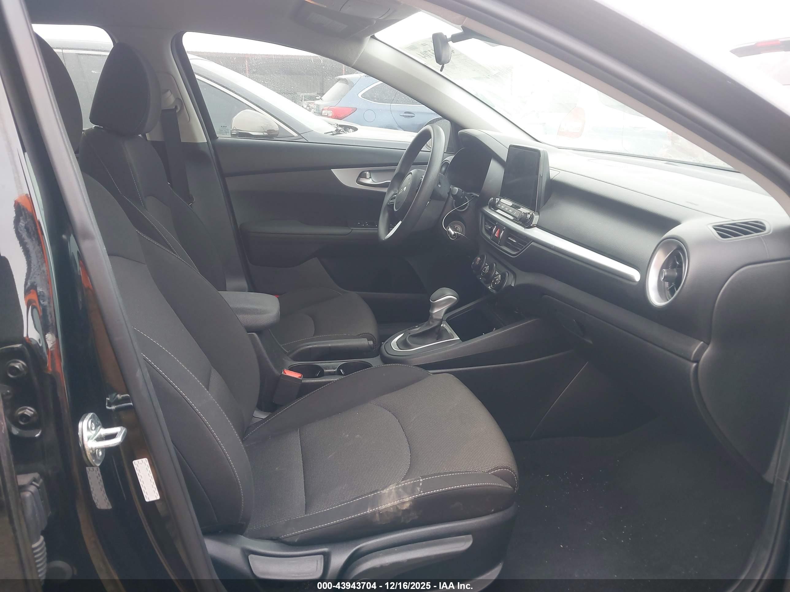 KIA FORTE image 5