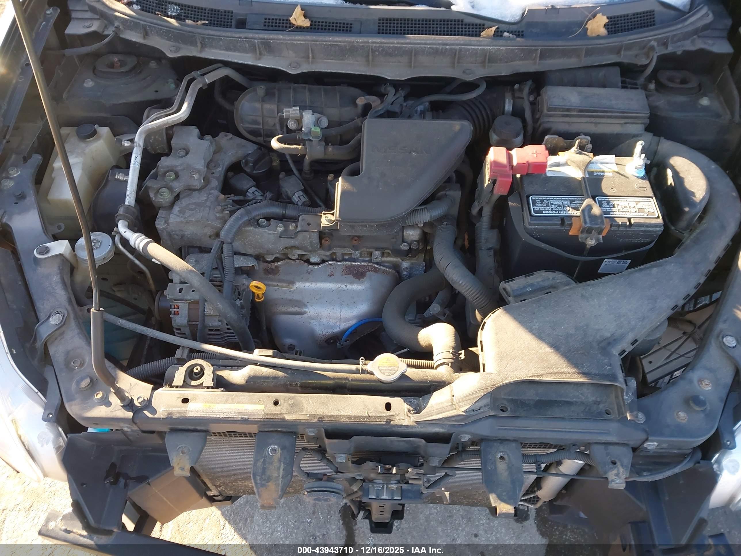 NISSAN ROGUE image 10