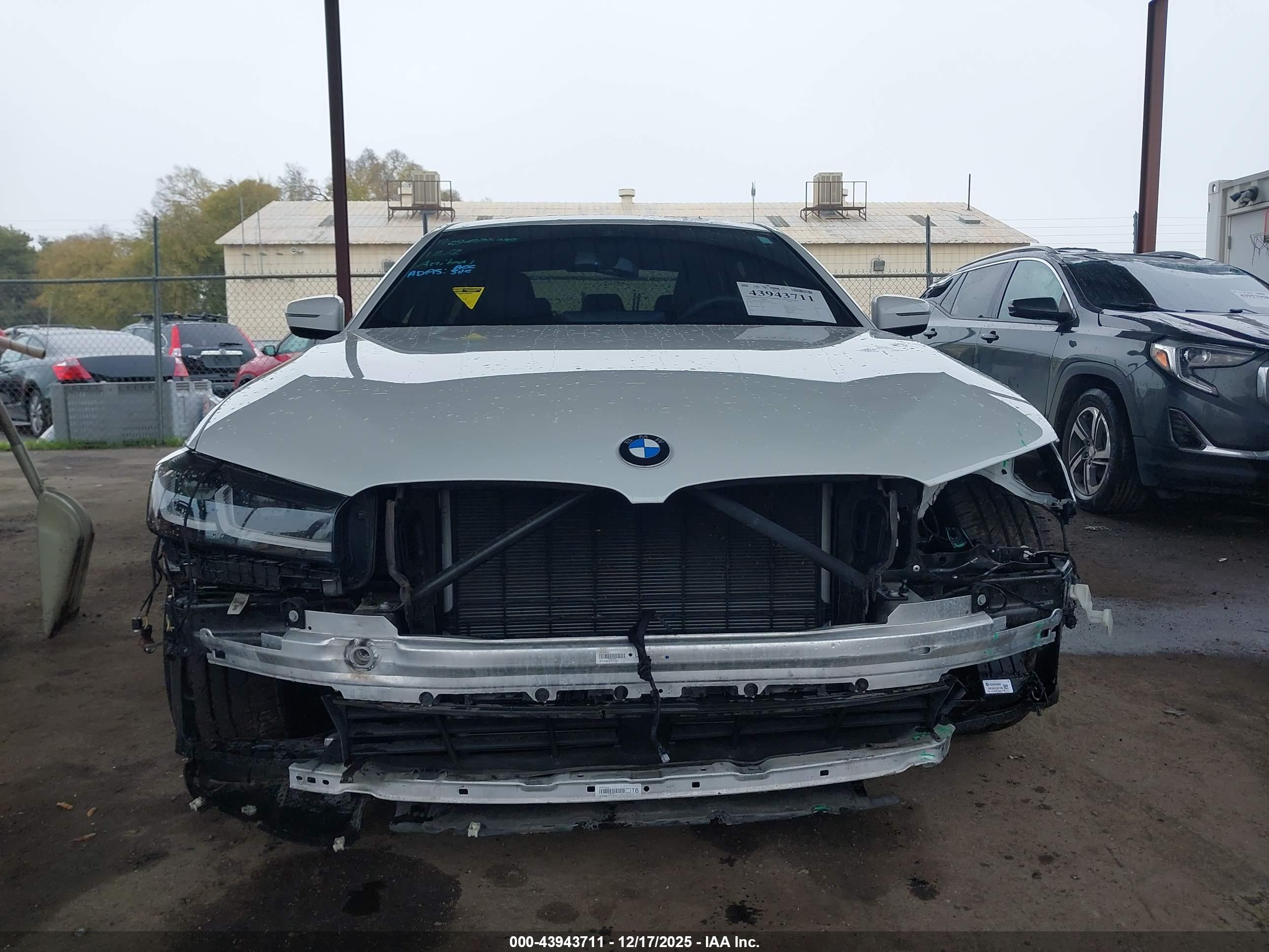 BMW 530E image 6