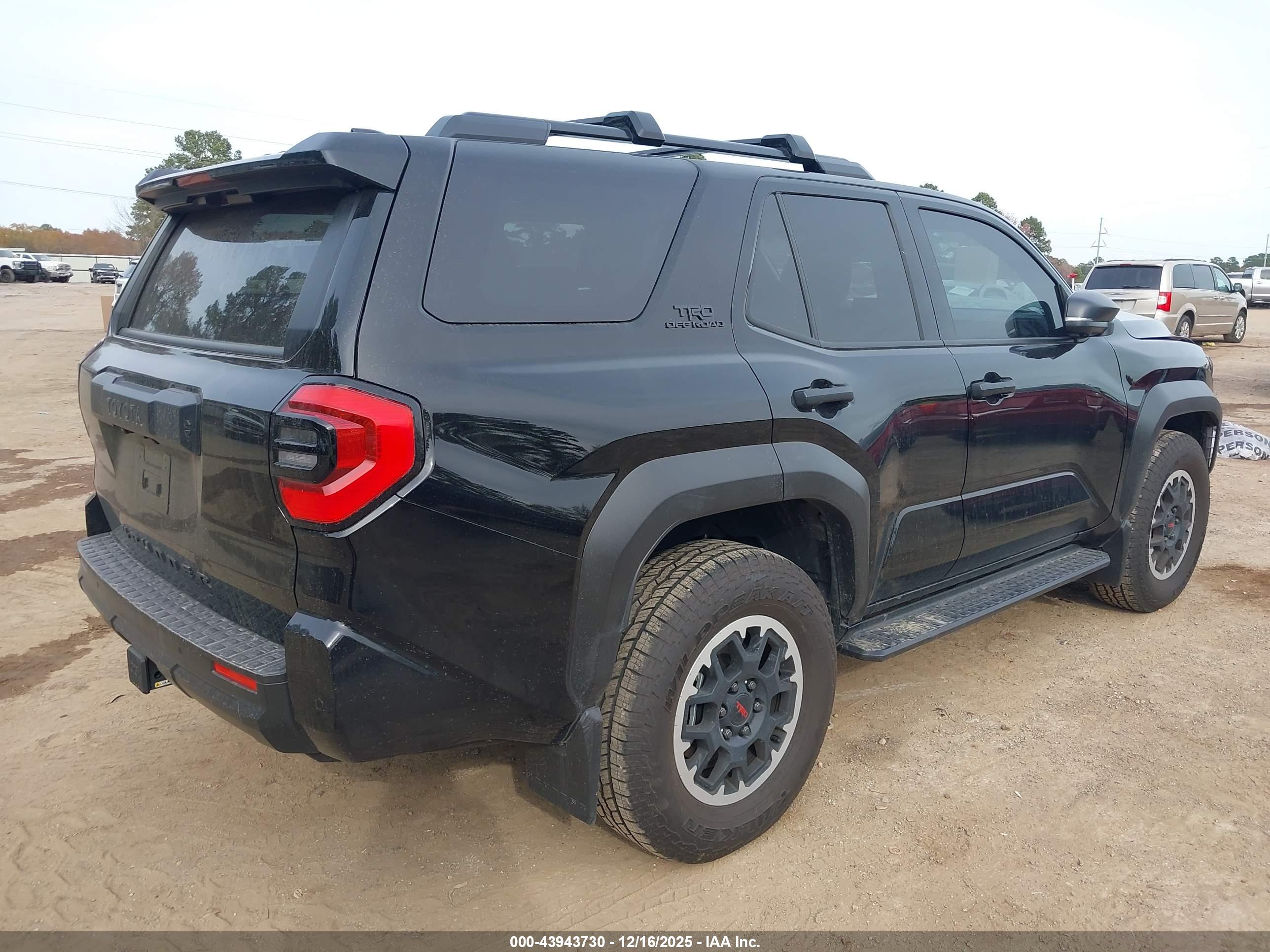 TOYOTA 4RUNNER image 4