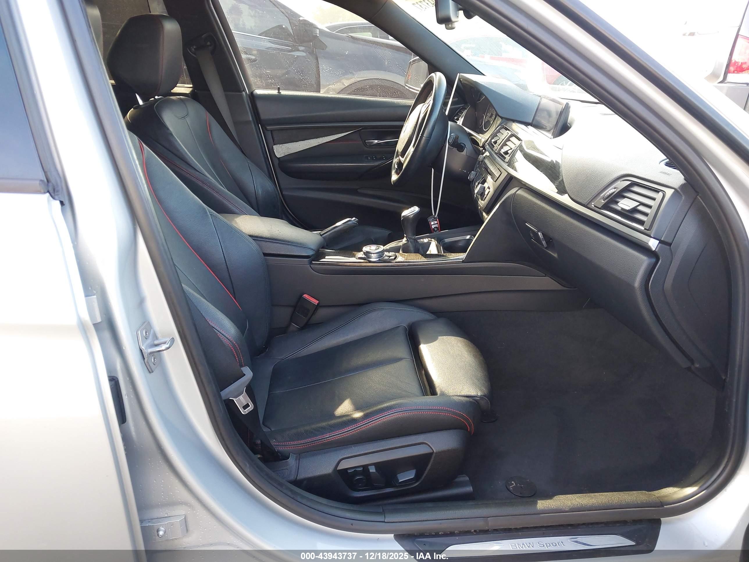 BMW 335I image 5