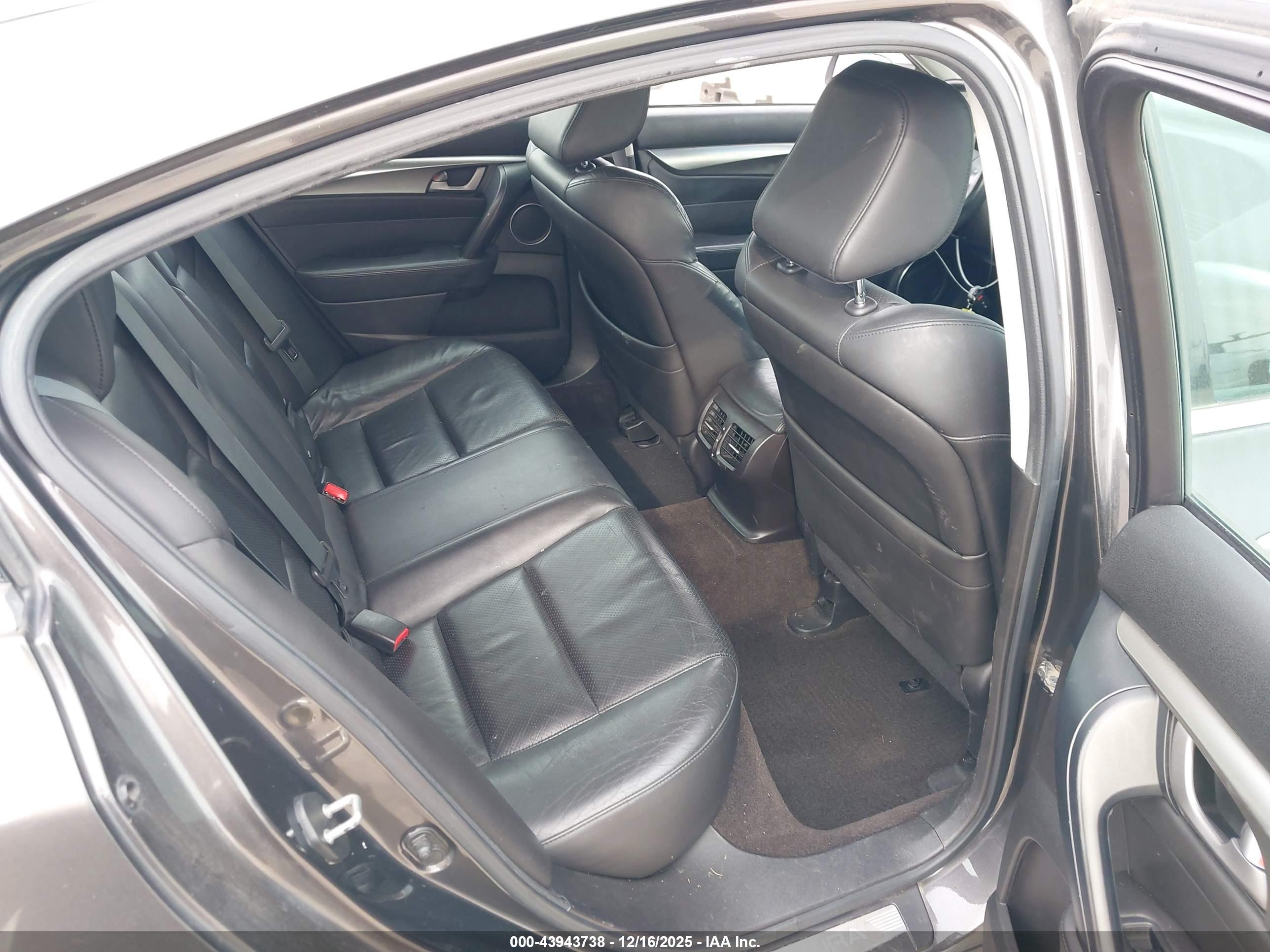 ACURA TL image 8
