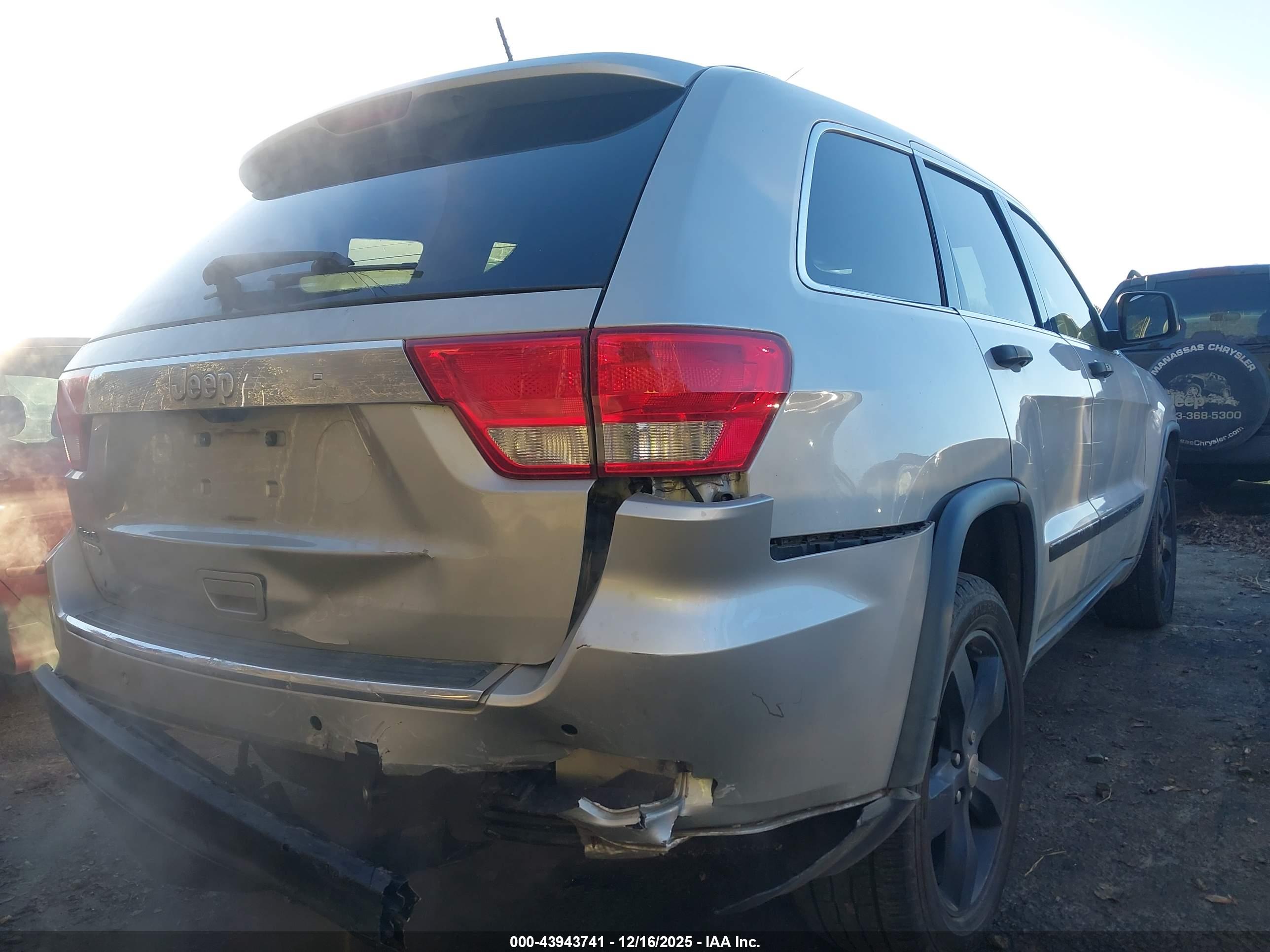 JEEP GRAND image 6