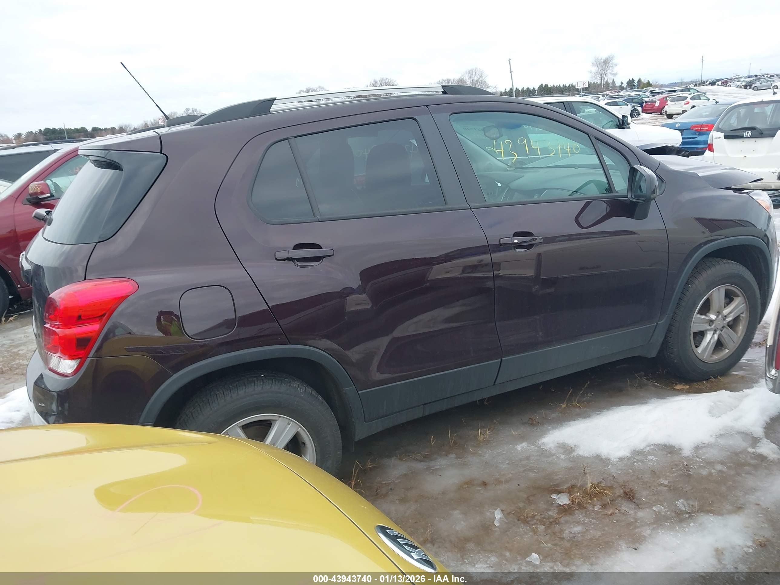 CHEVROLET TRAX image 4