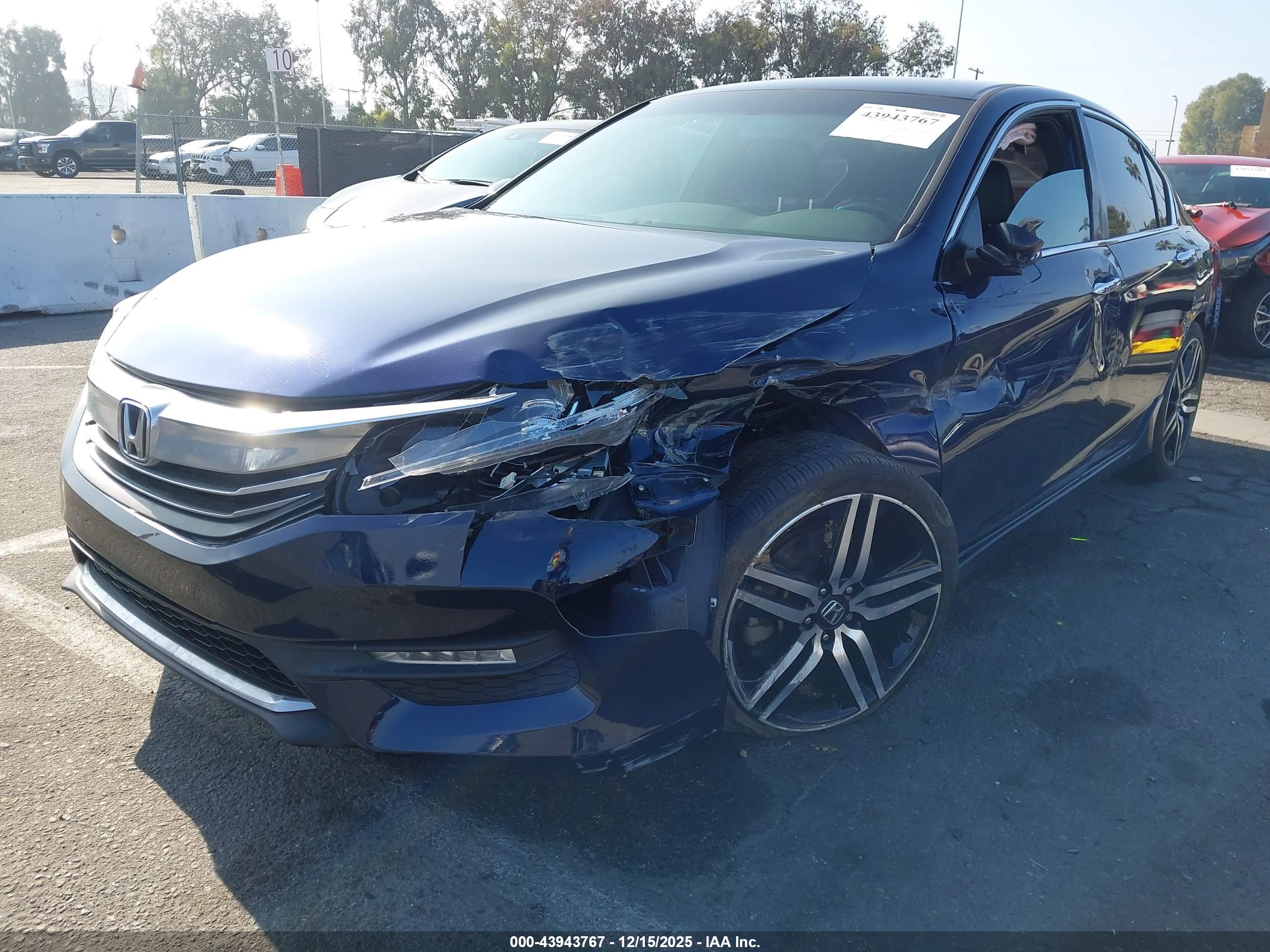 HONDA ACCORD image 2