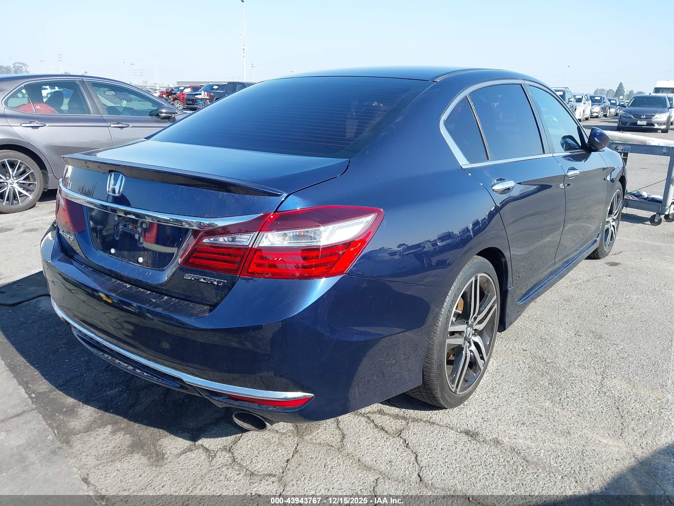 HONDA ACCORD image 4