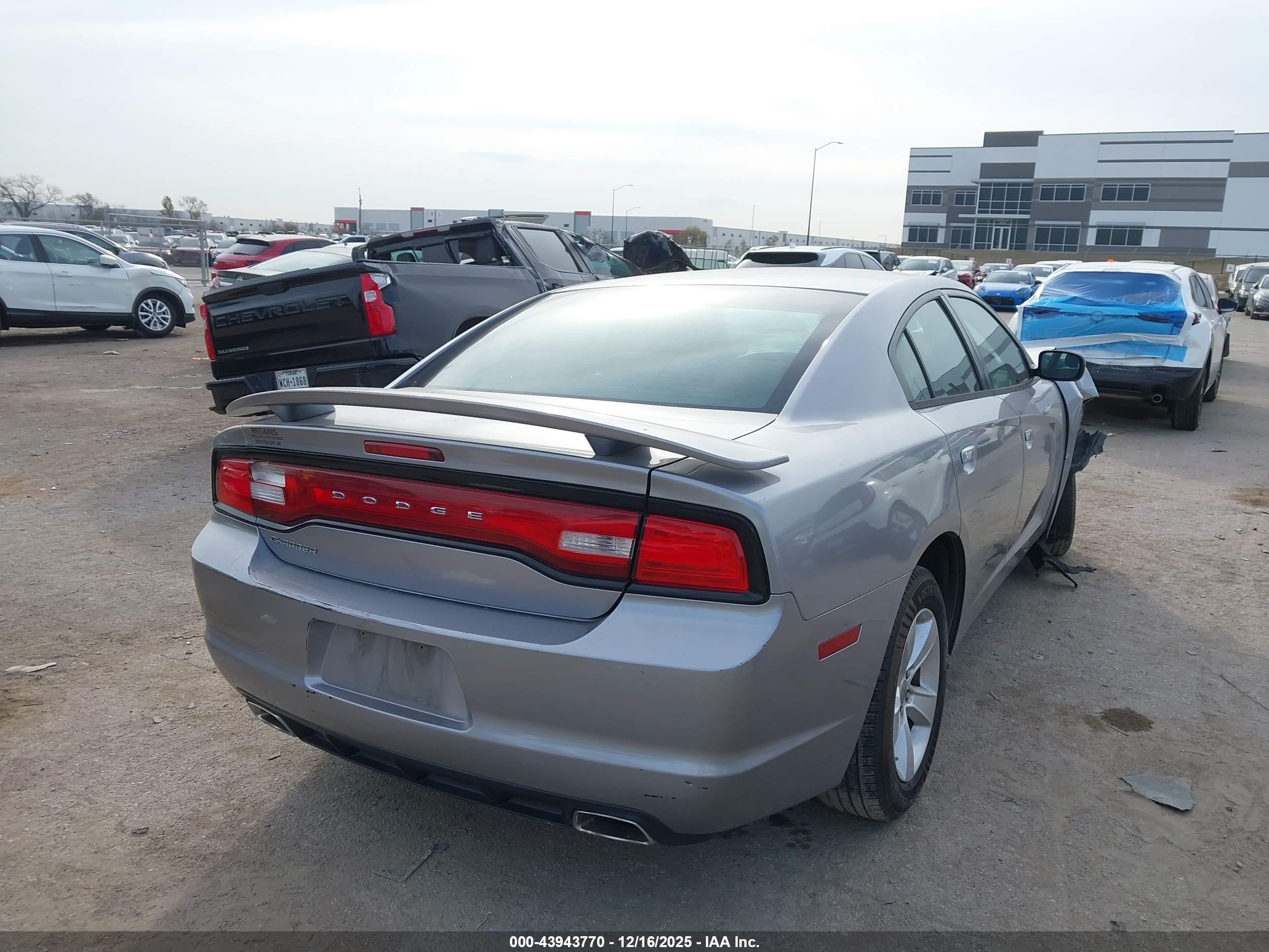 DODGE CHARGER image 4