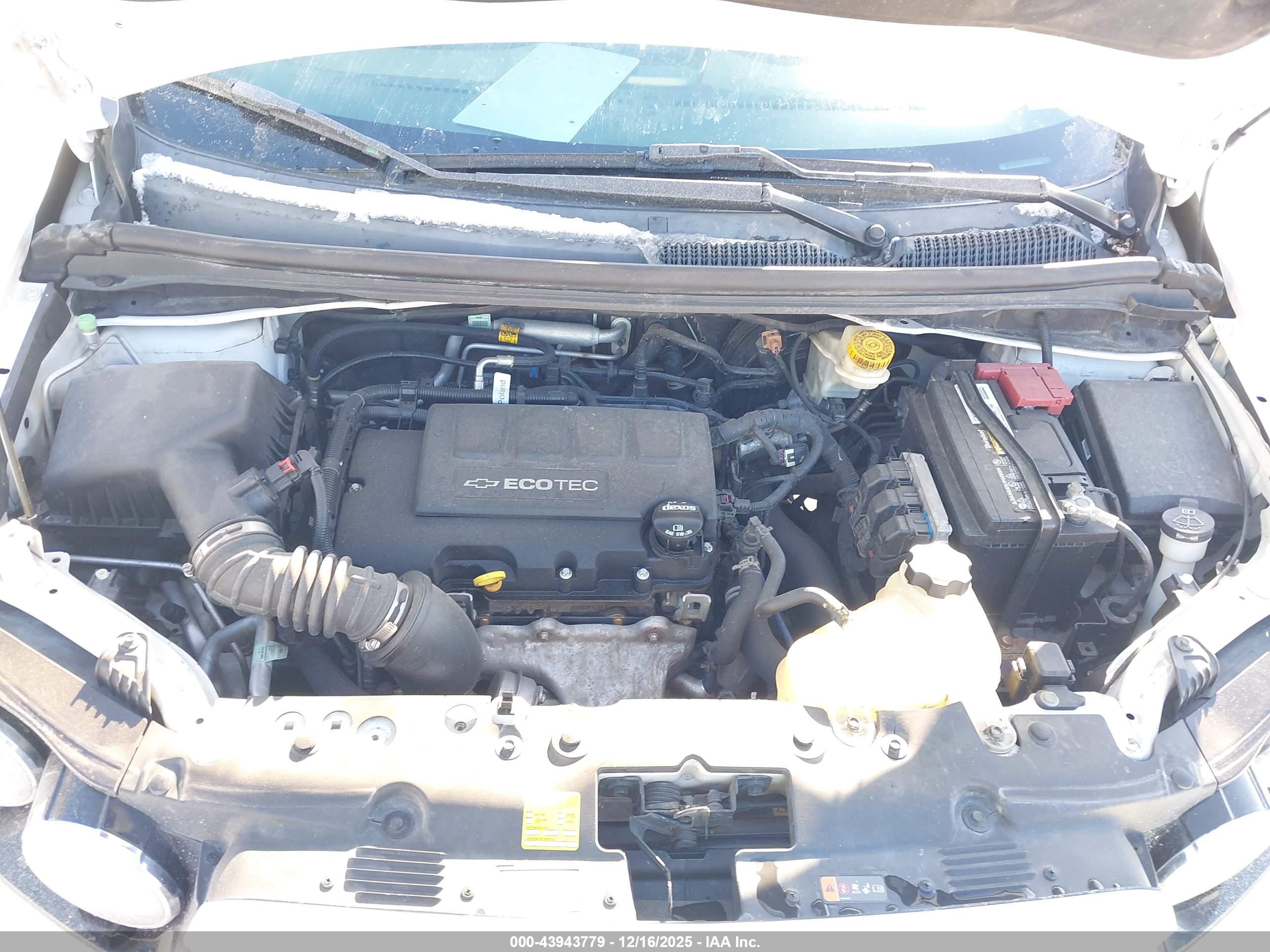 CHEVROLET SONIC image 10