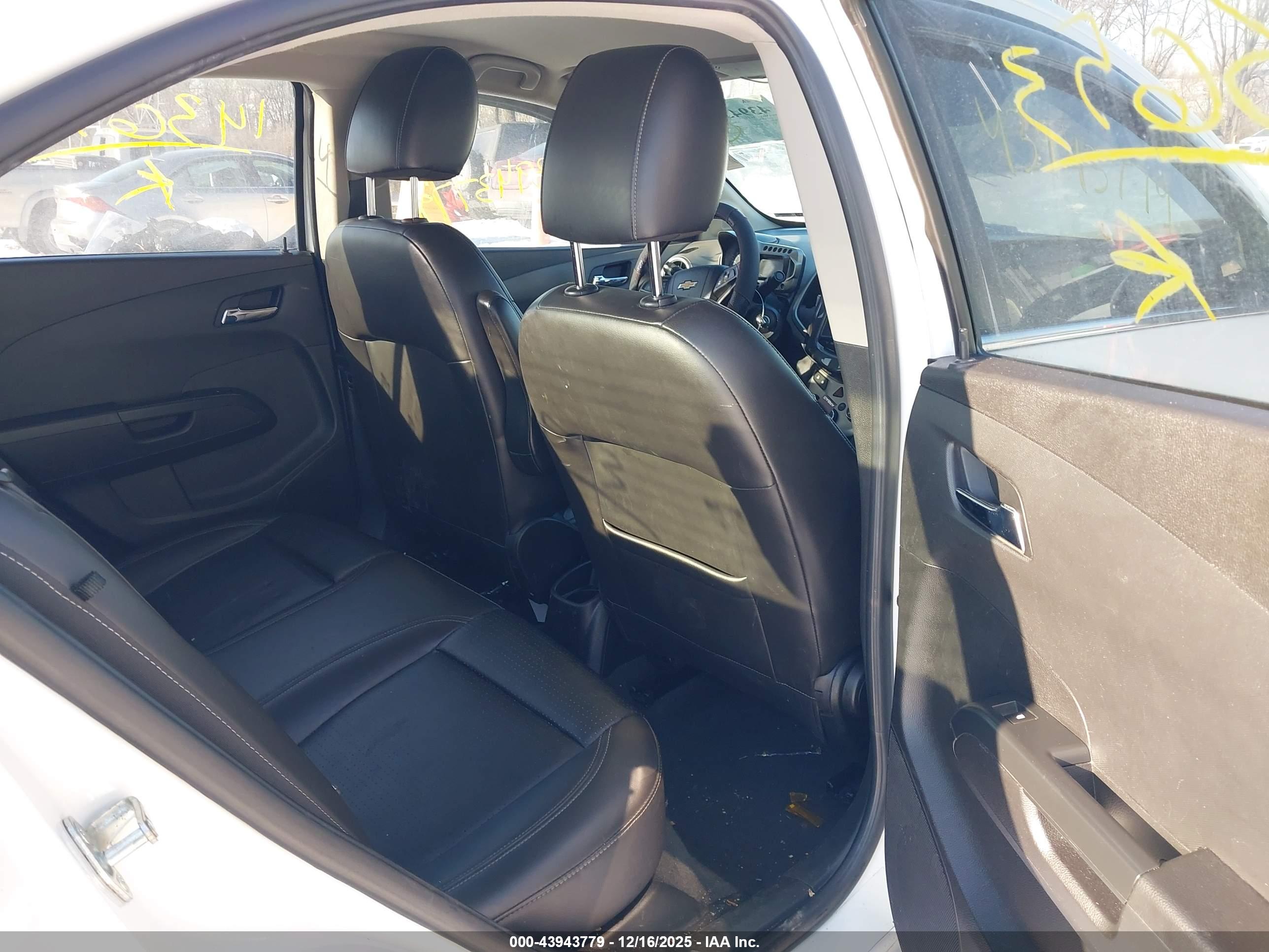 CHEVROLET SONIC image 8
