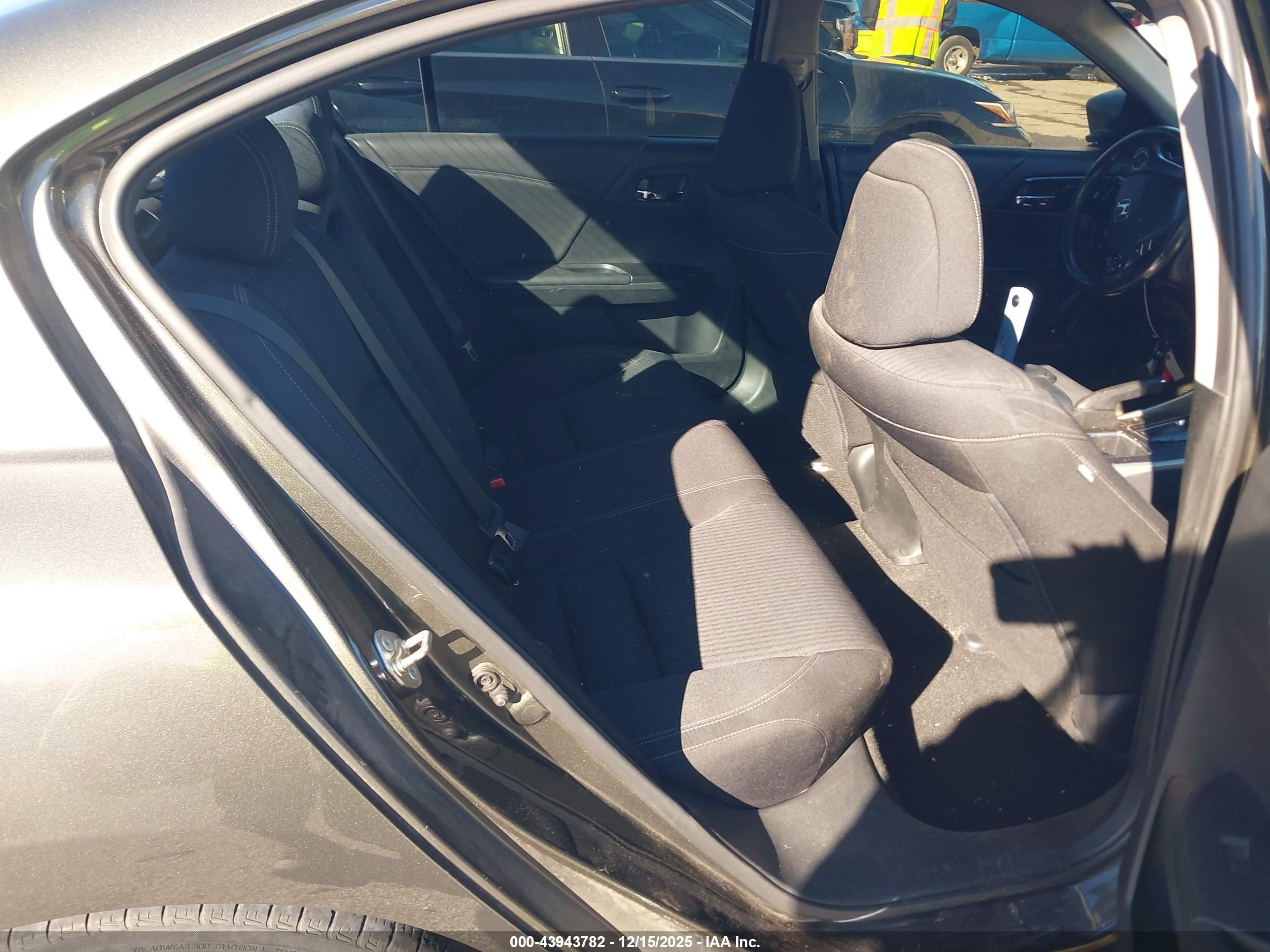 HONDA ACCORD image 8
