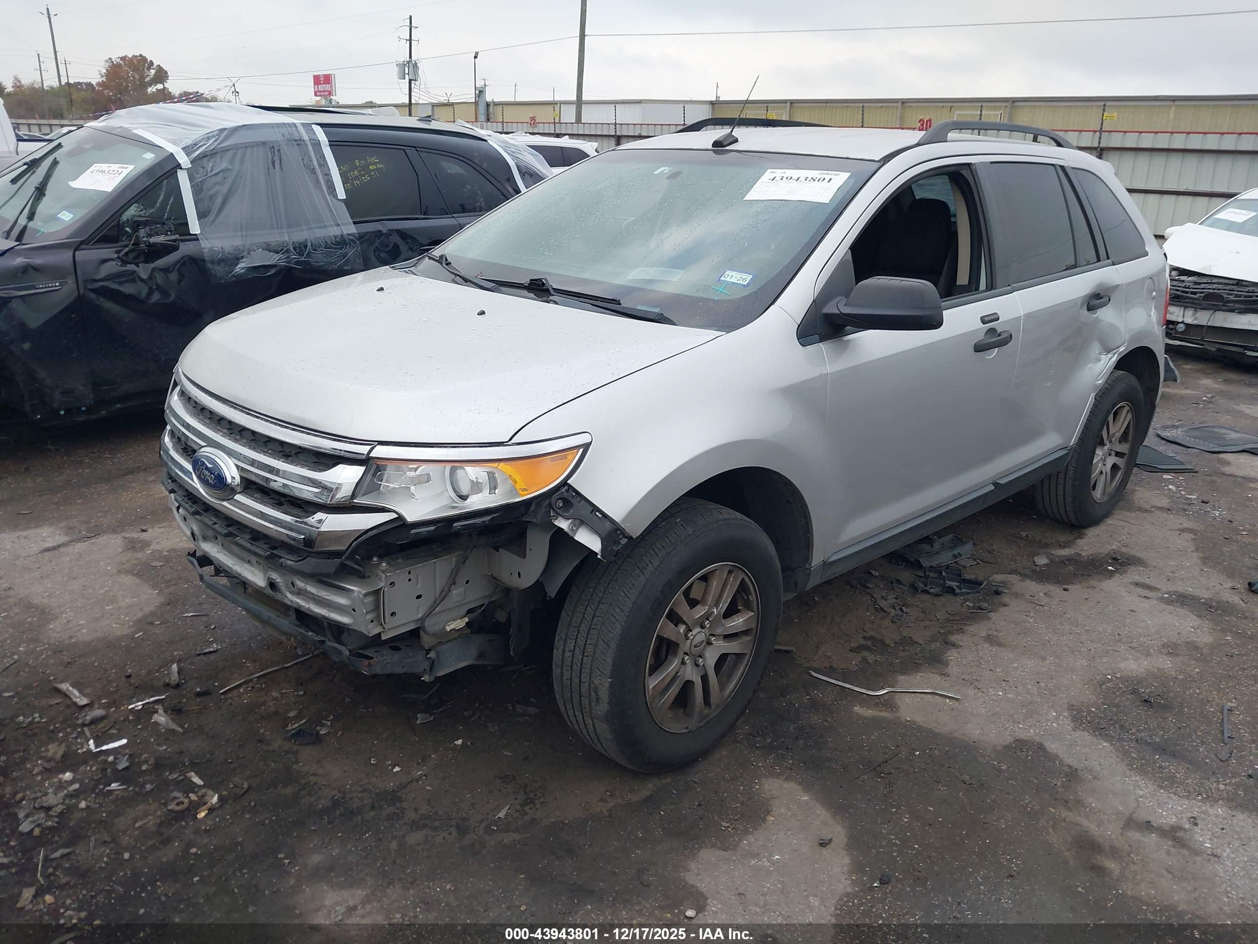 FORD EDGE image 2
