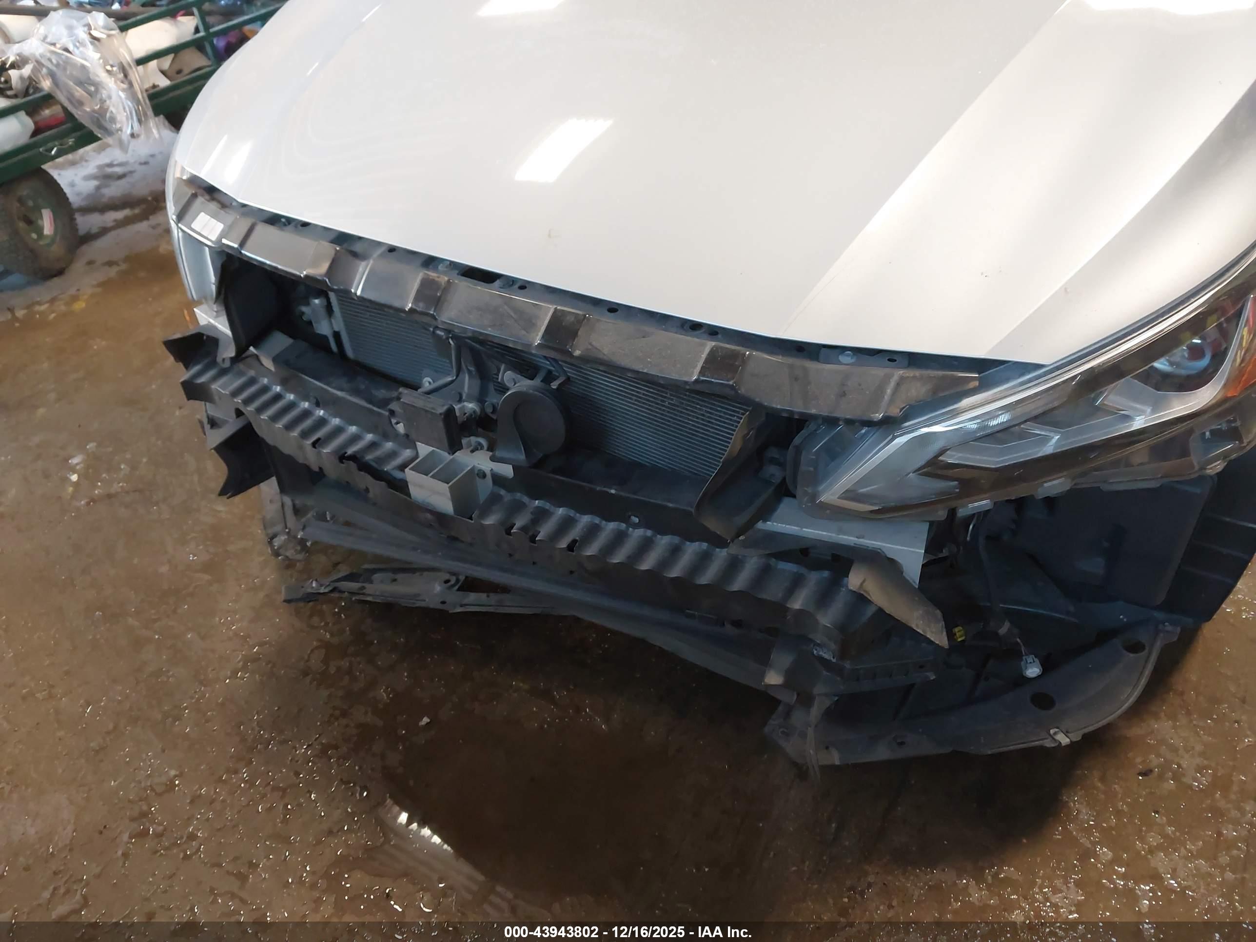 NISSAN ALTIMA image 6