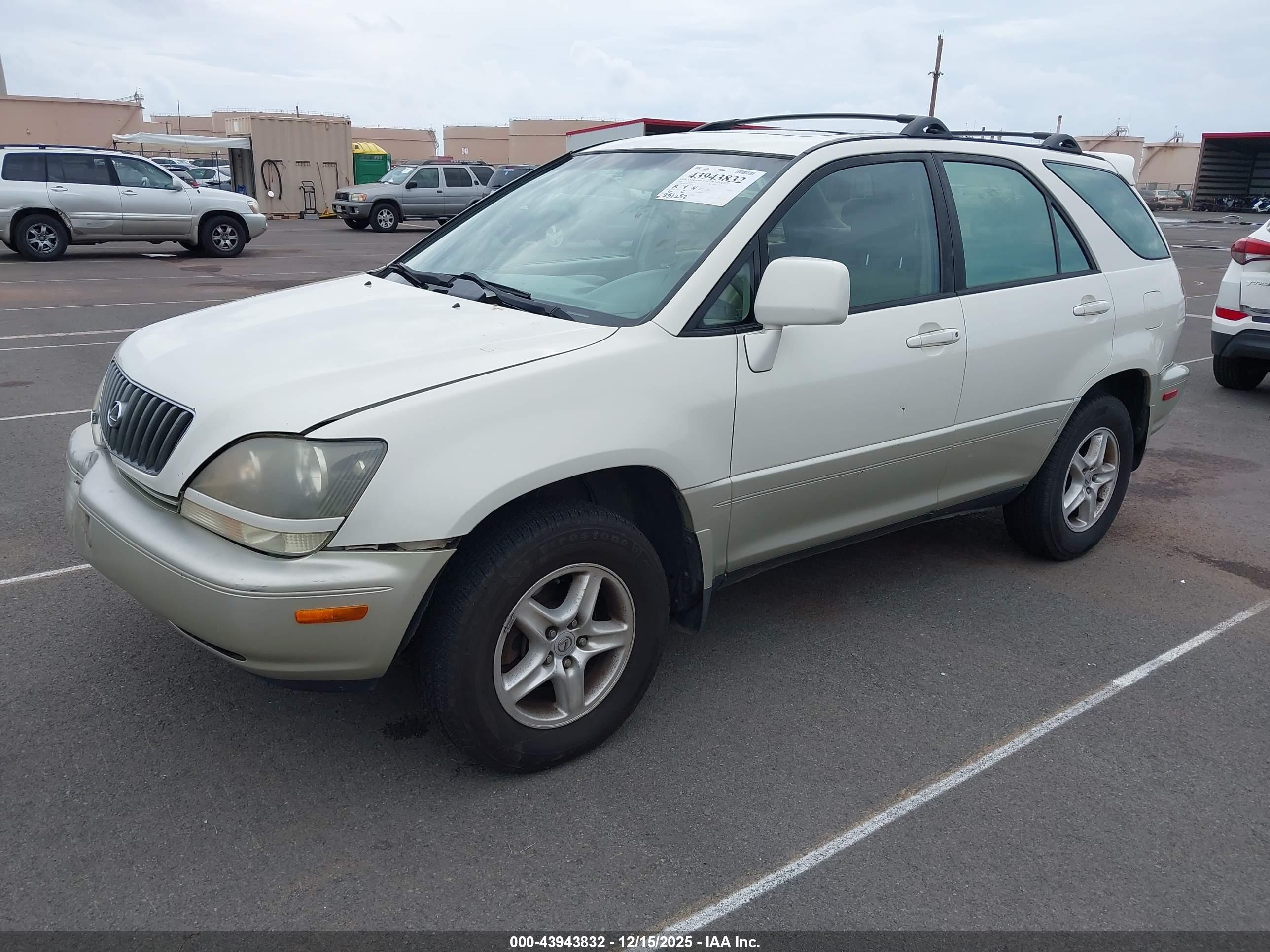 LEXUS RX image 2