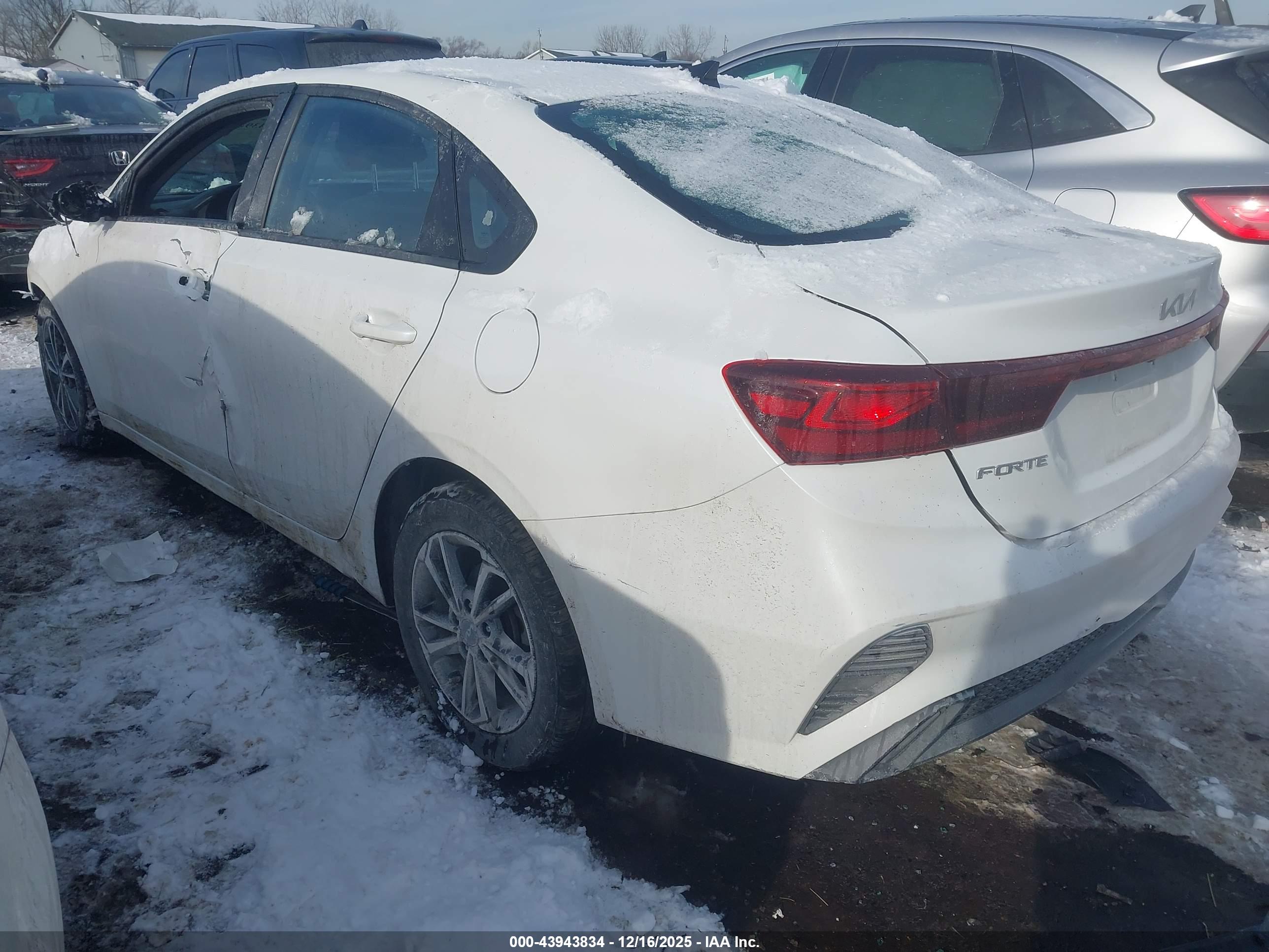 KIA FORTE image 3