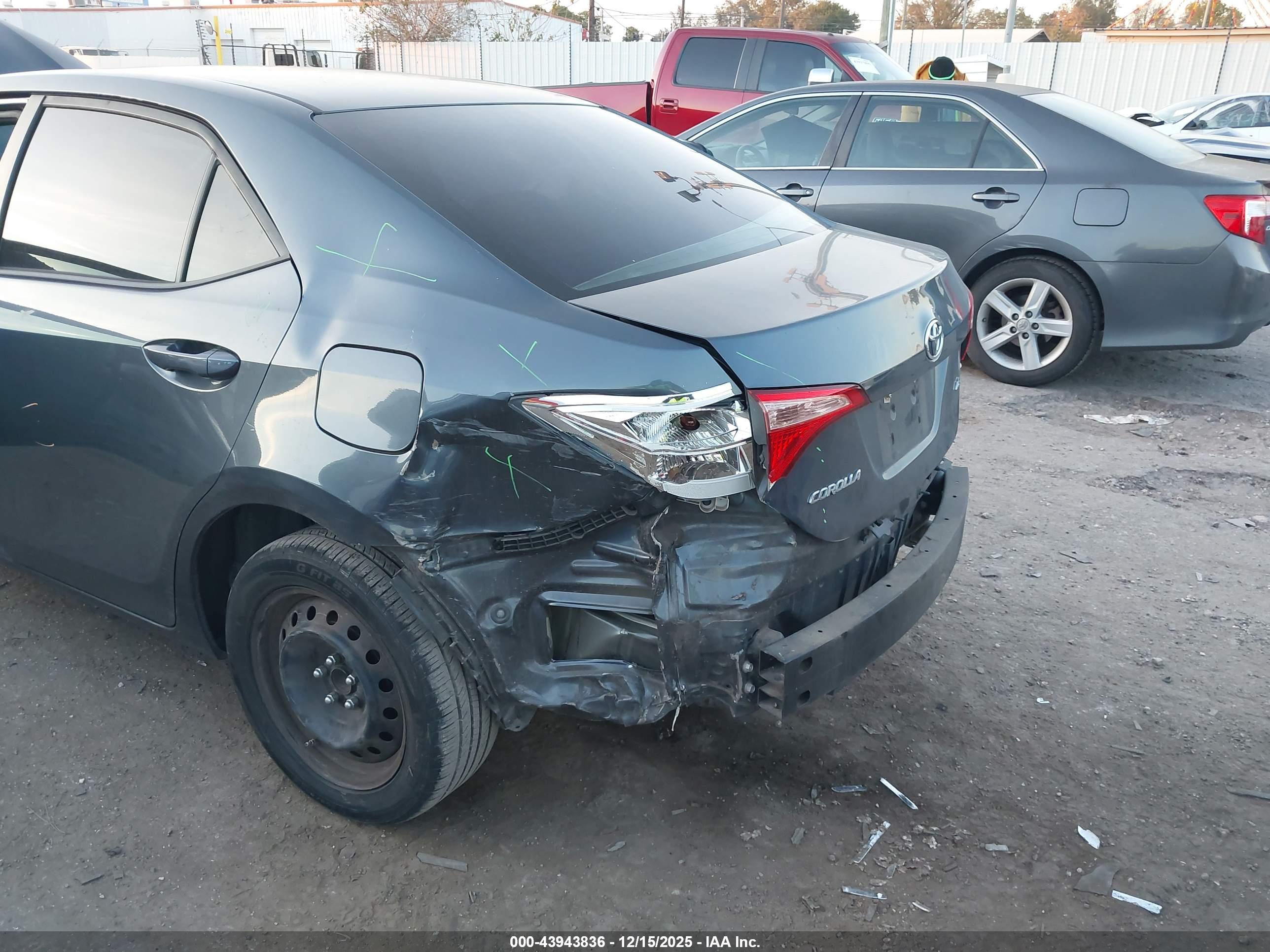 TOYOTA COROLLA image 6