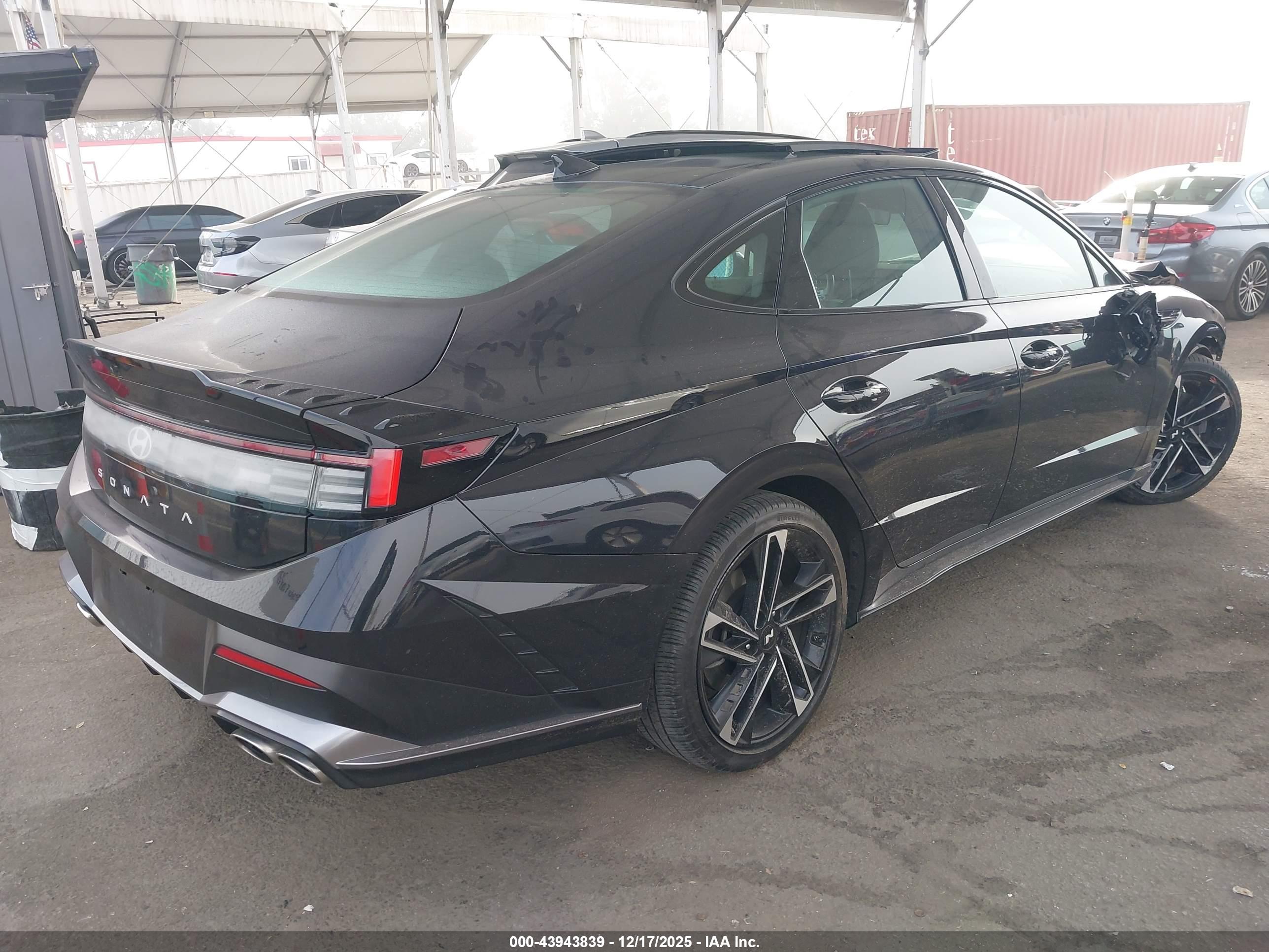 HYUNDAI SONATA image 4