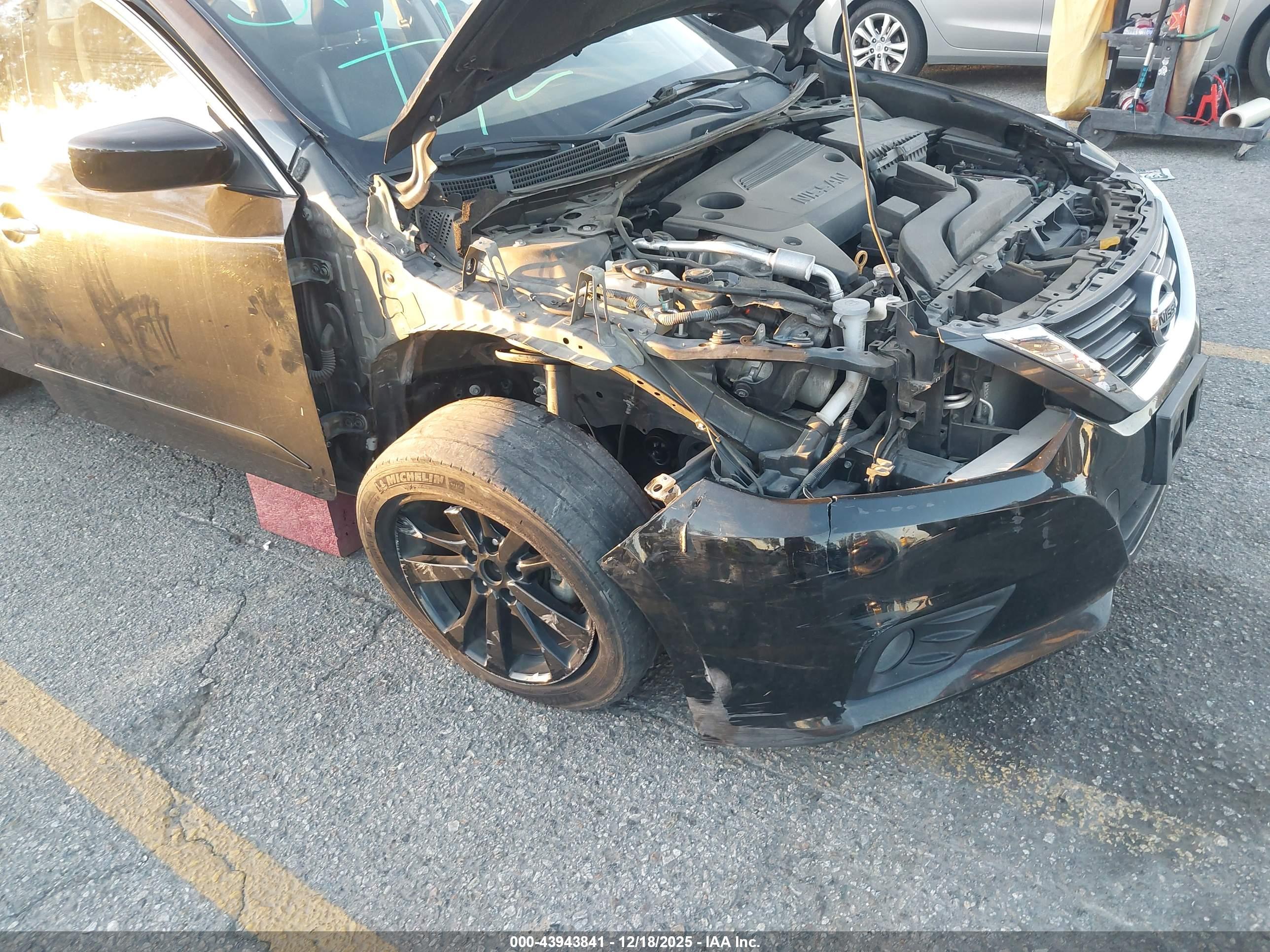 NISSAN ALTIMA image 6