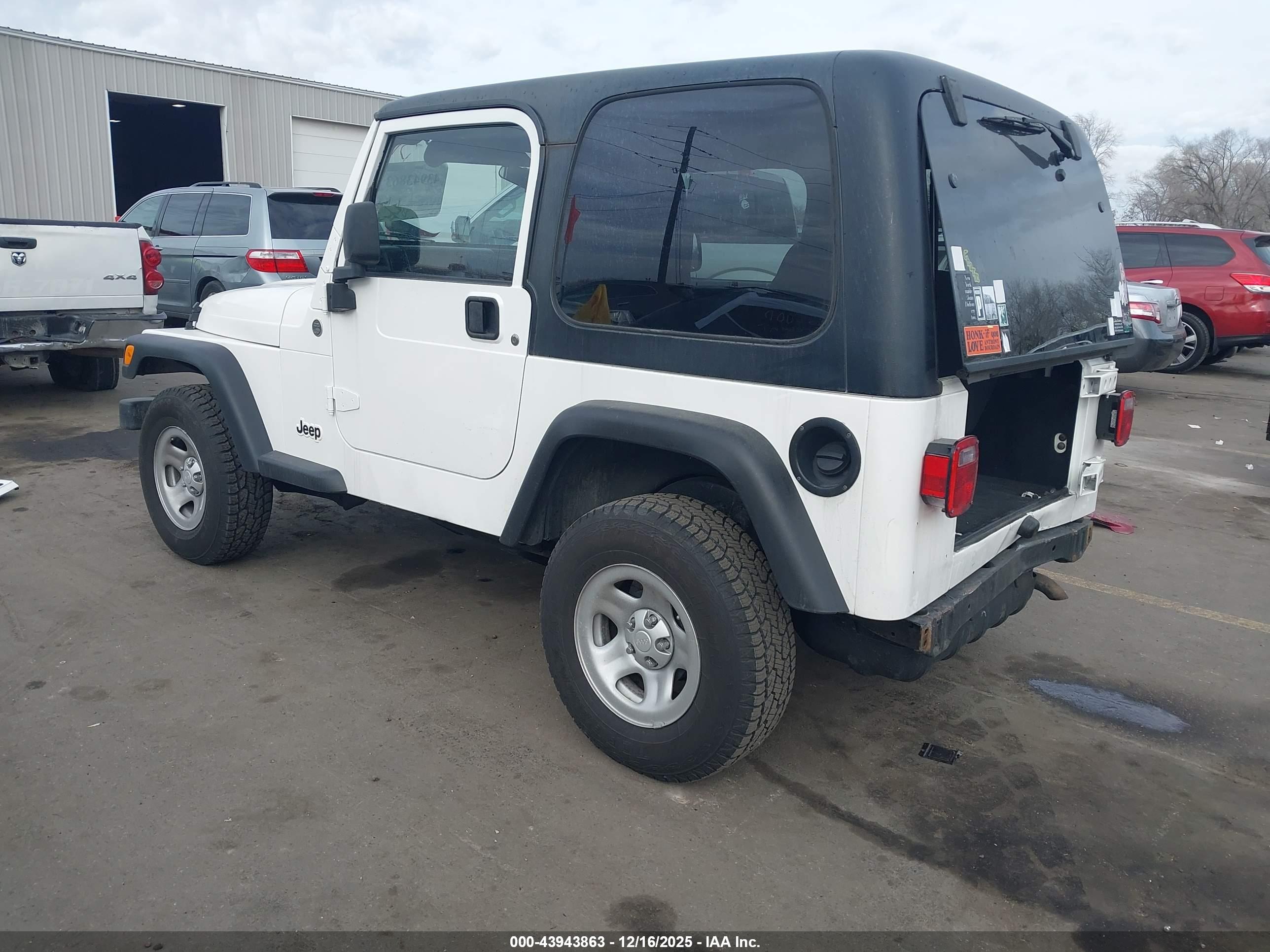 JEEP WRANGLER image 3
