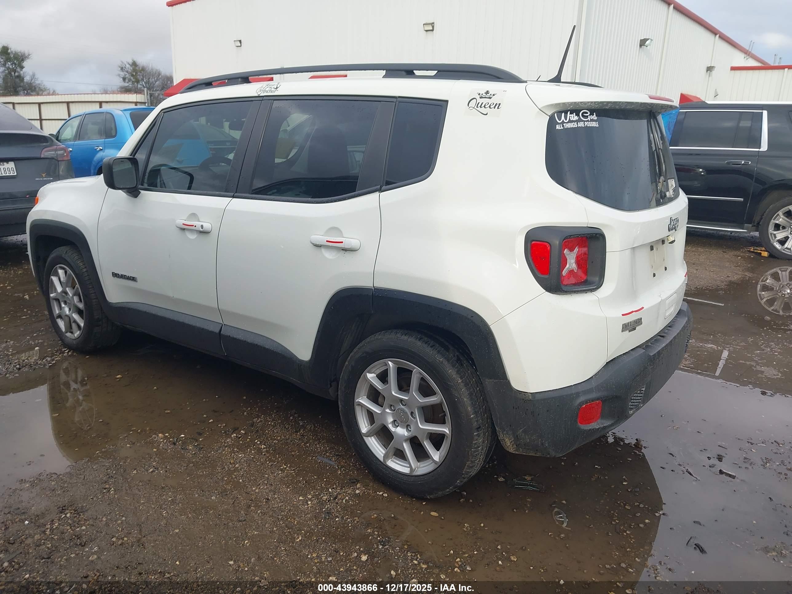 JEEP RENEGADE image 3