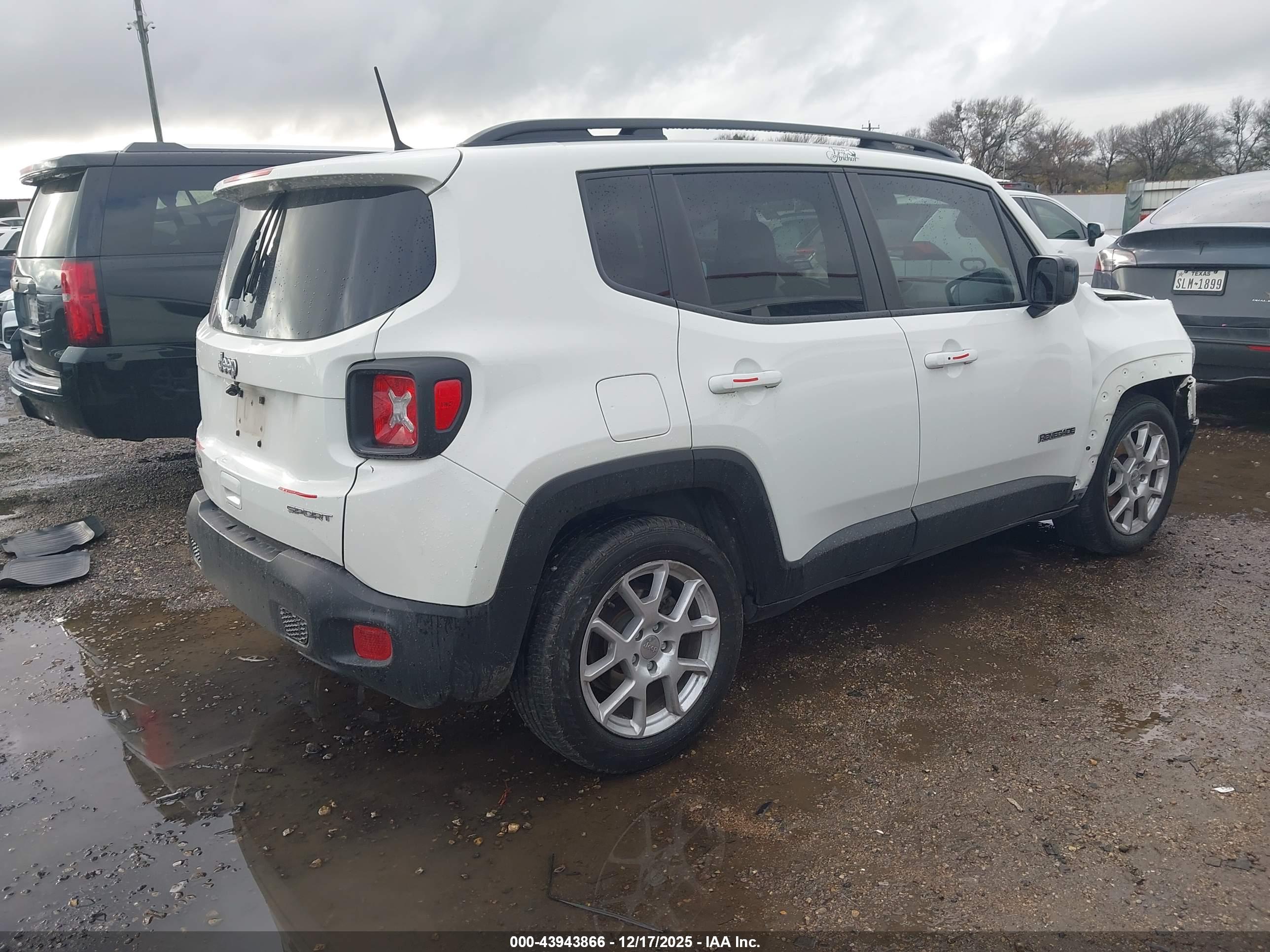 JEEP RENEGADE image 4