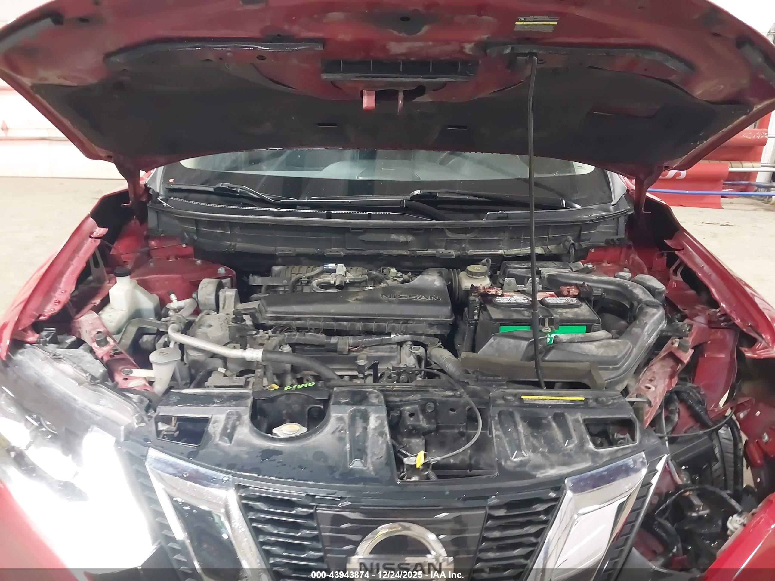 NISSAN ROGUE image 10