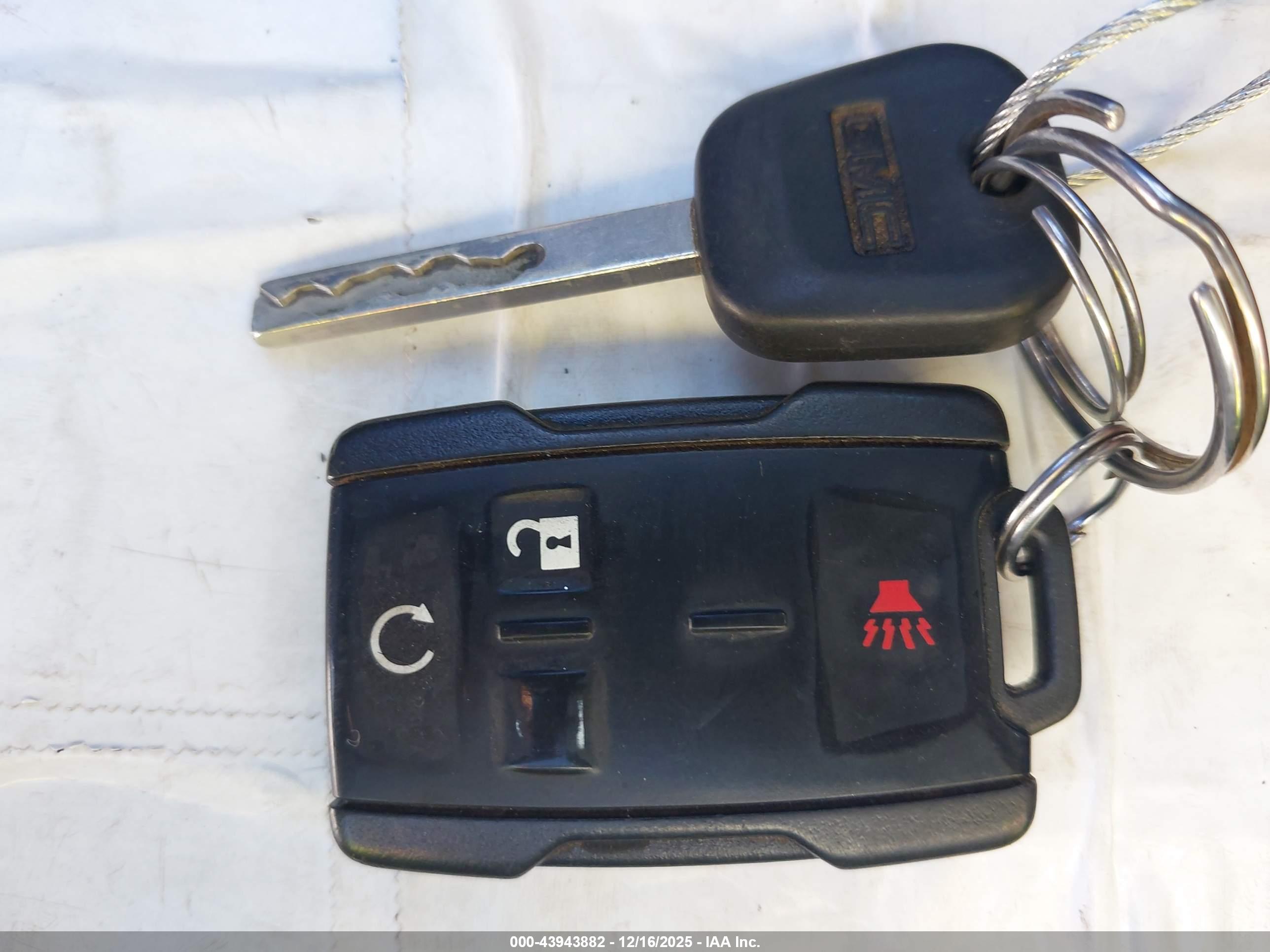 GMC SIERRA image 11
