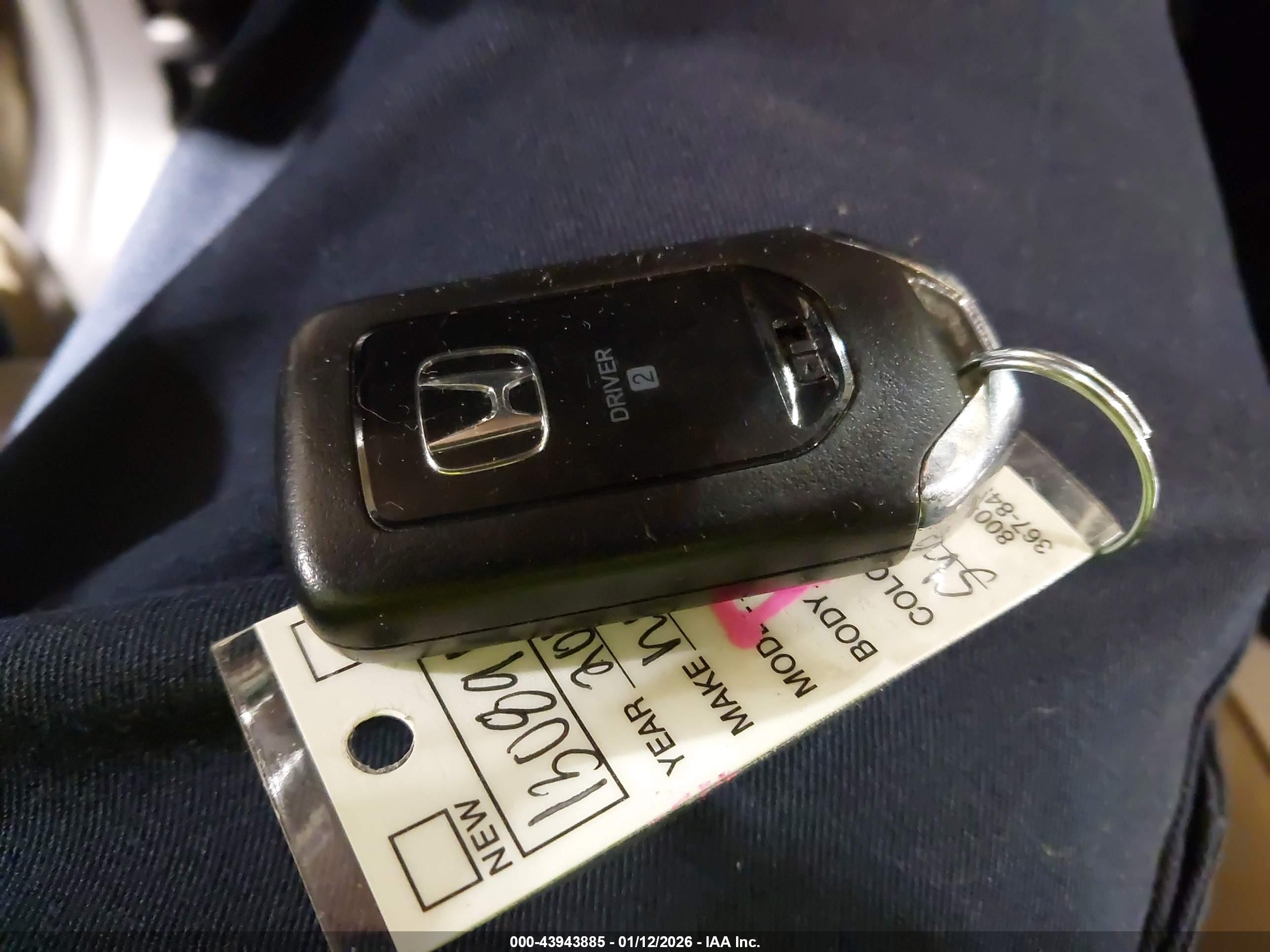 HONDA CR-V image 11
