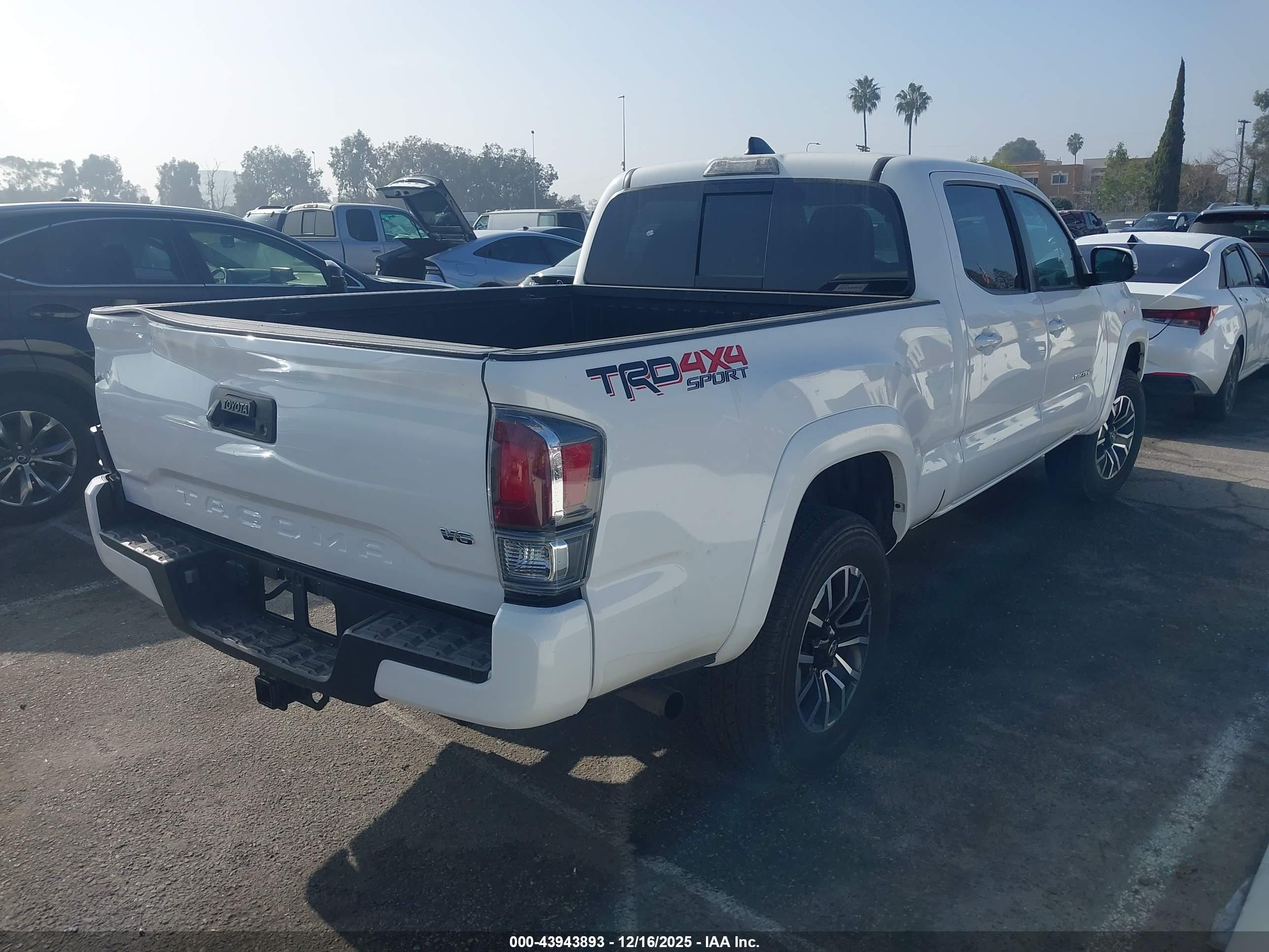 TOYOTA TACOMA image 4