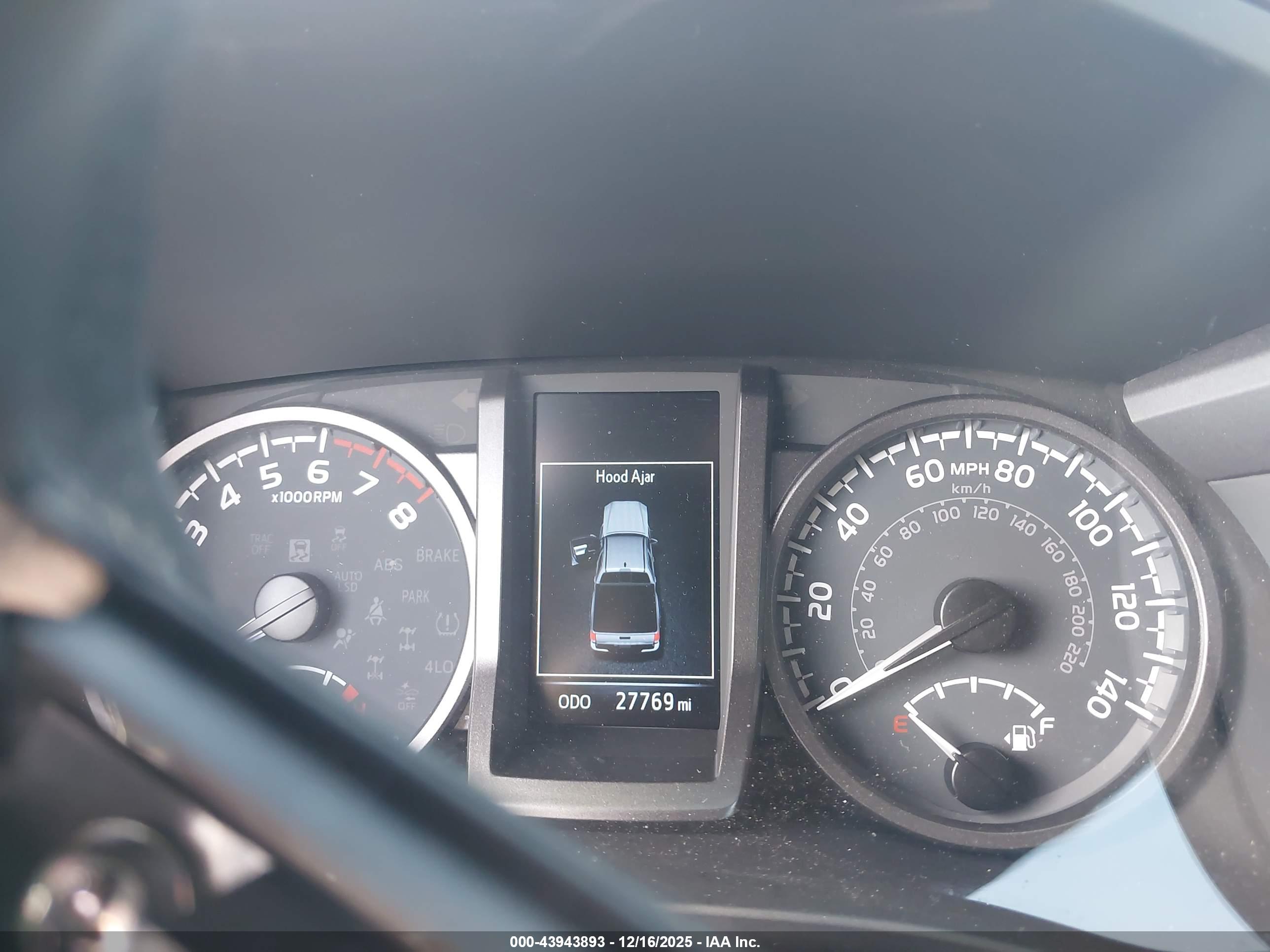 TOYOTA TACOMA image 7