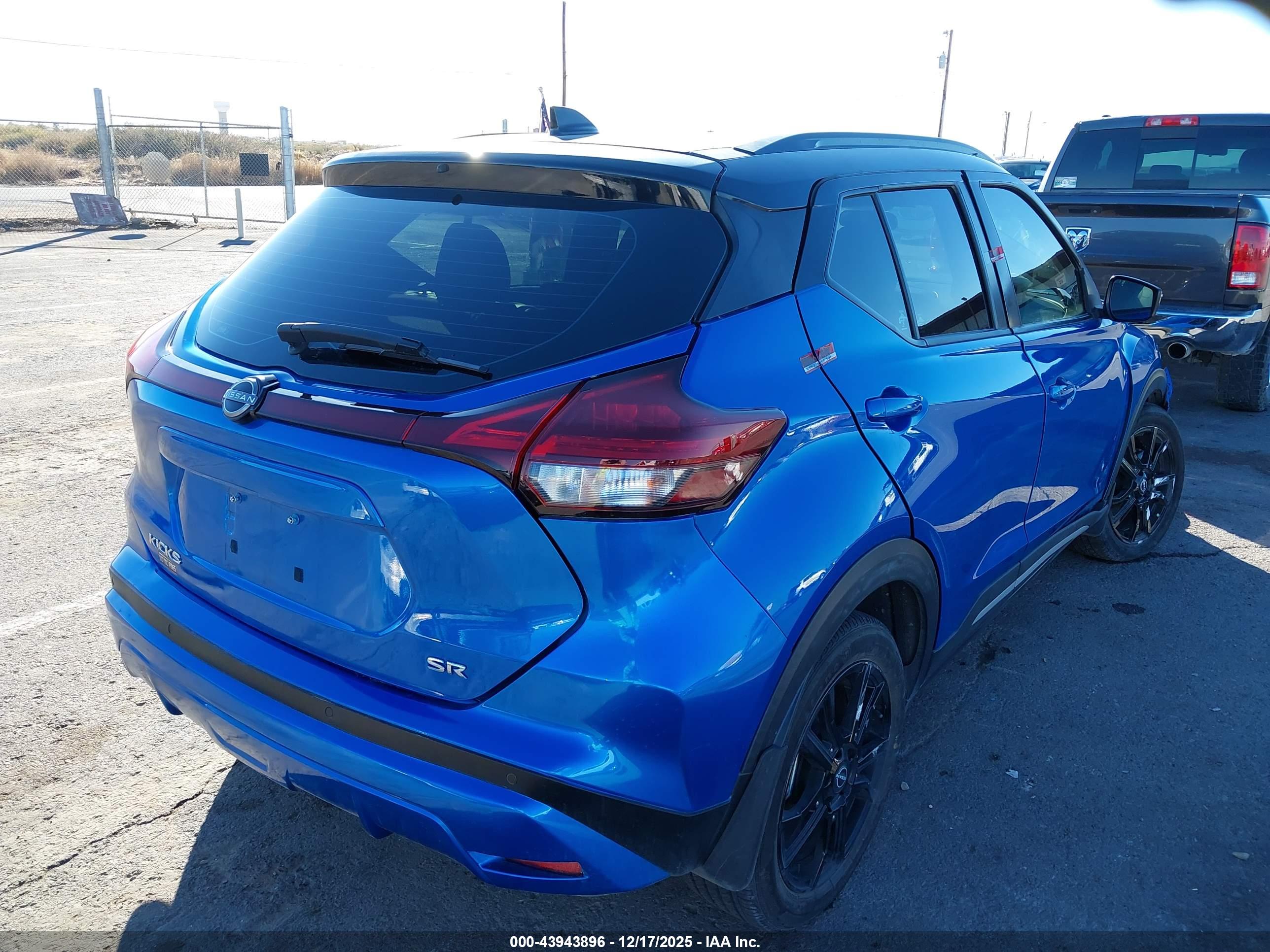 NISSAN KICKS image 4