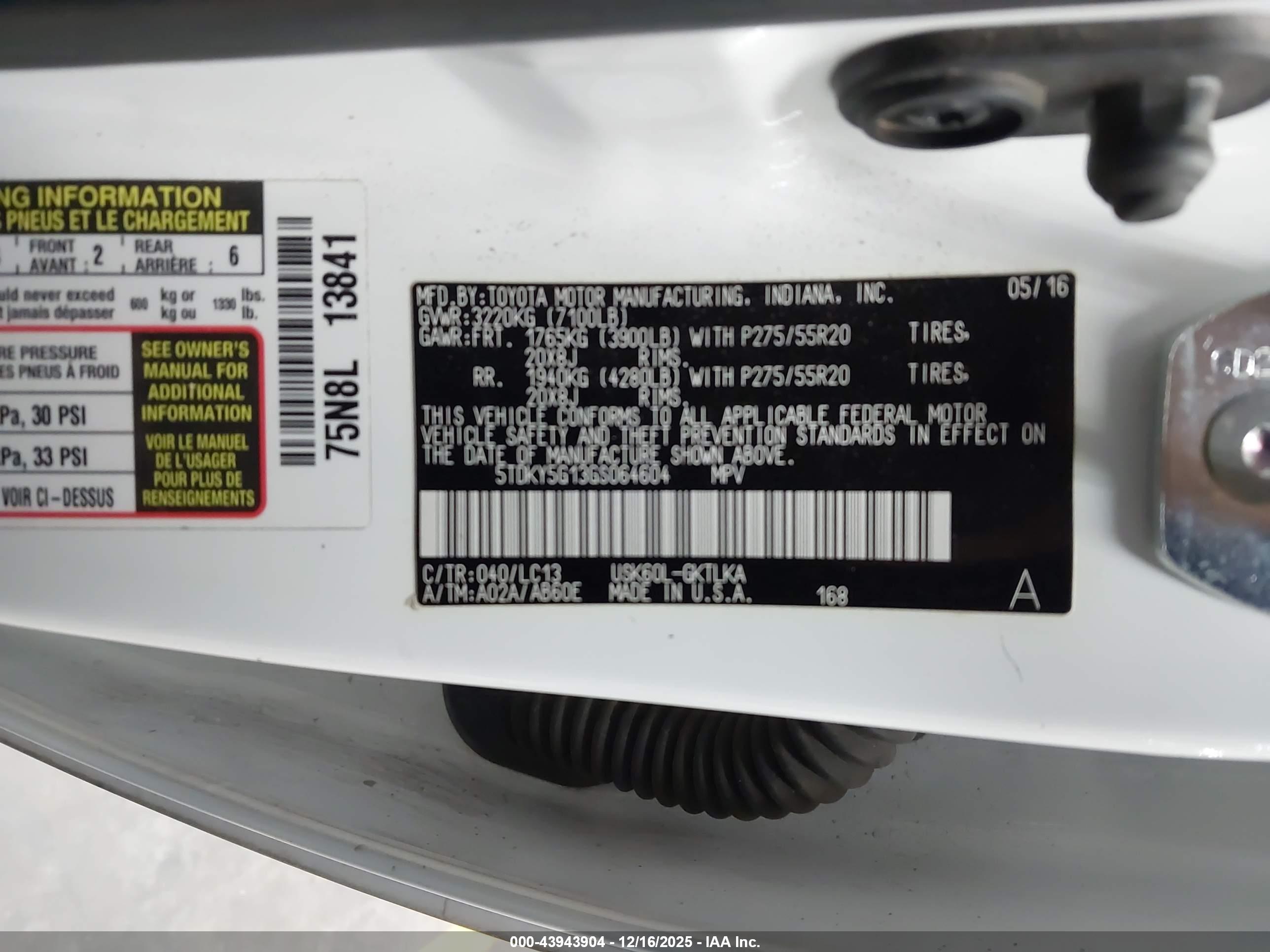 TOYOTA SEQUOIA image 9