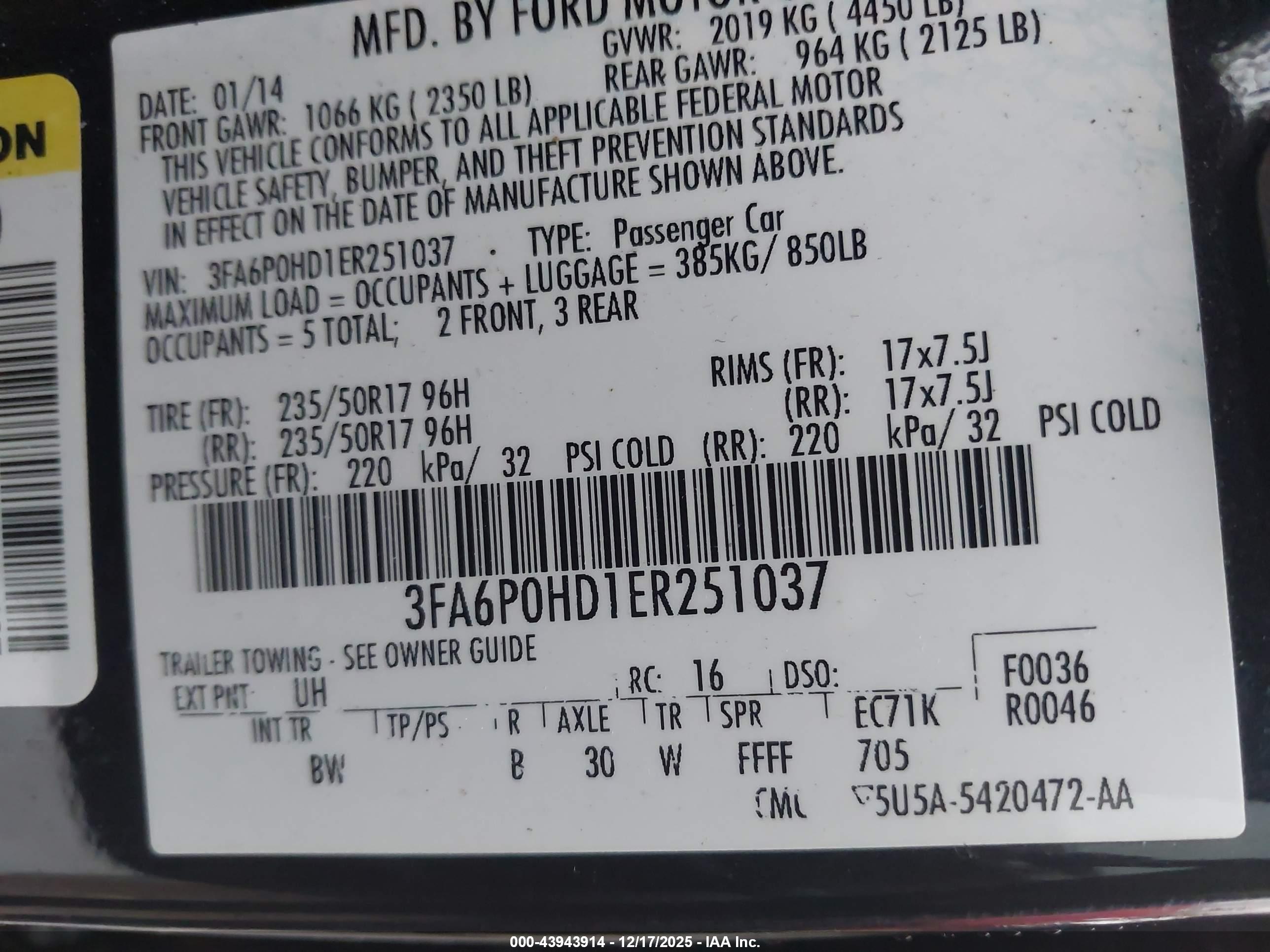 FORD FUSION image 9