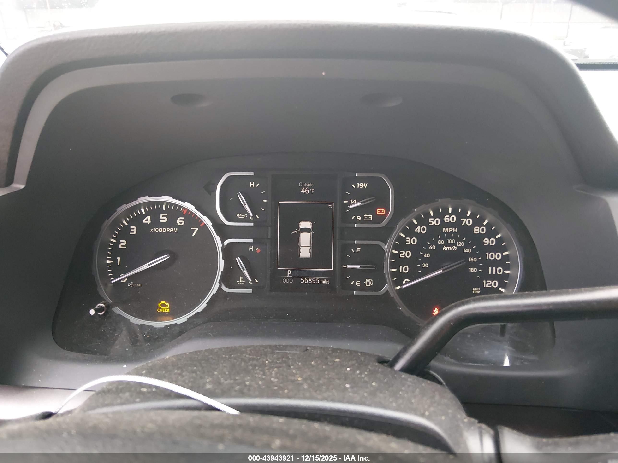 TOYOTA TUNDRA image 7