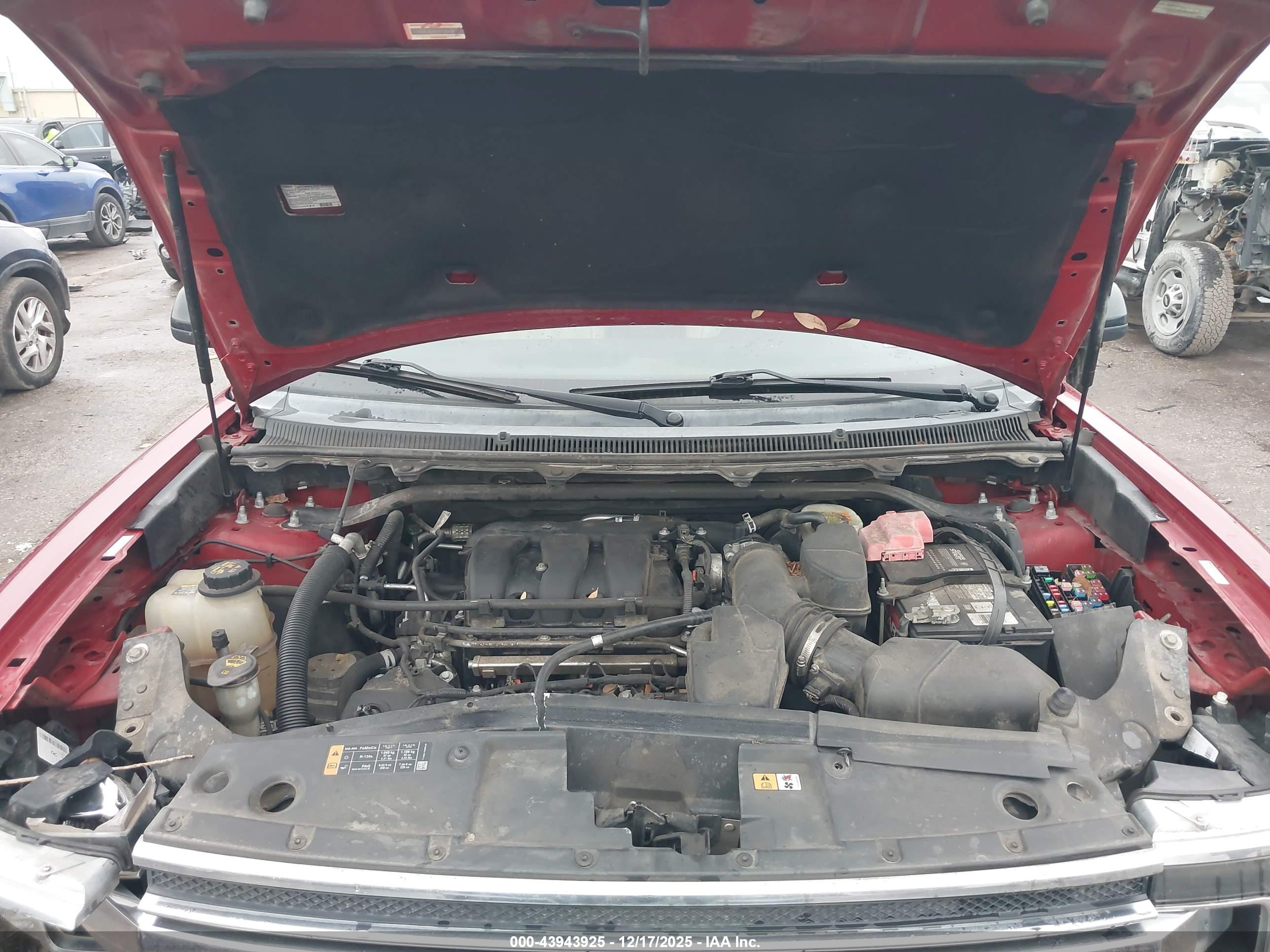 FORD FLEX image 10