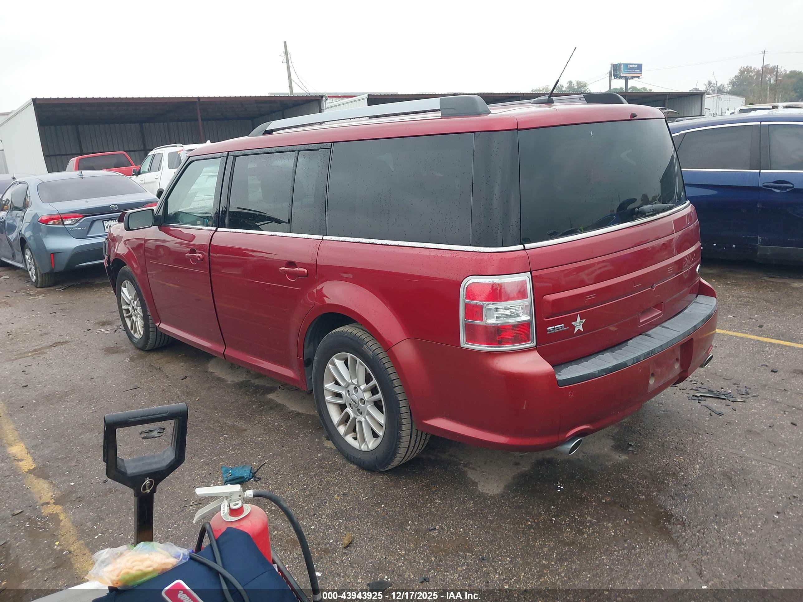 FORD FLEX image 3