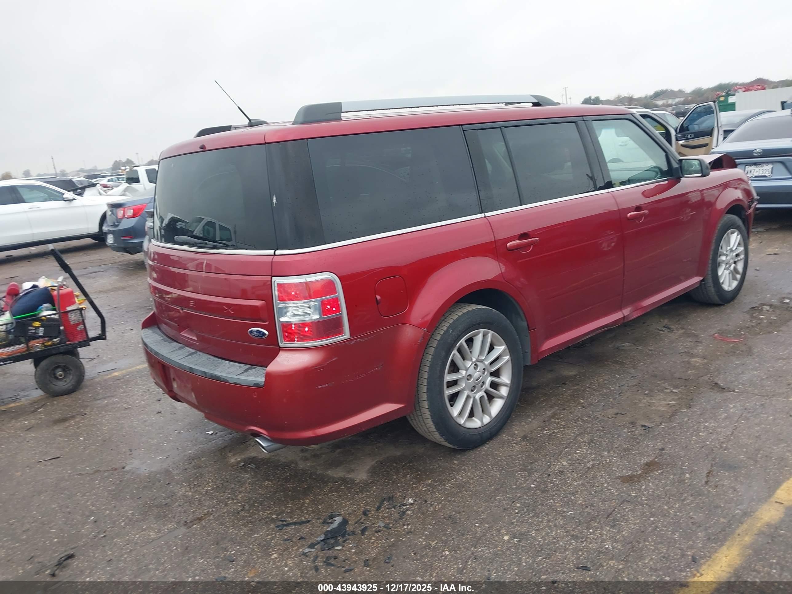 FORD FLEX image 4