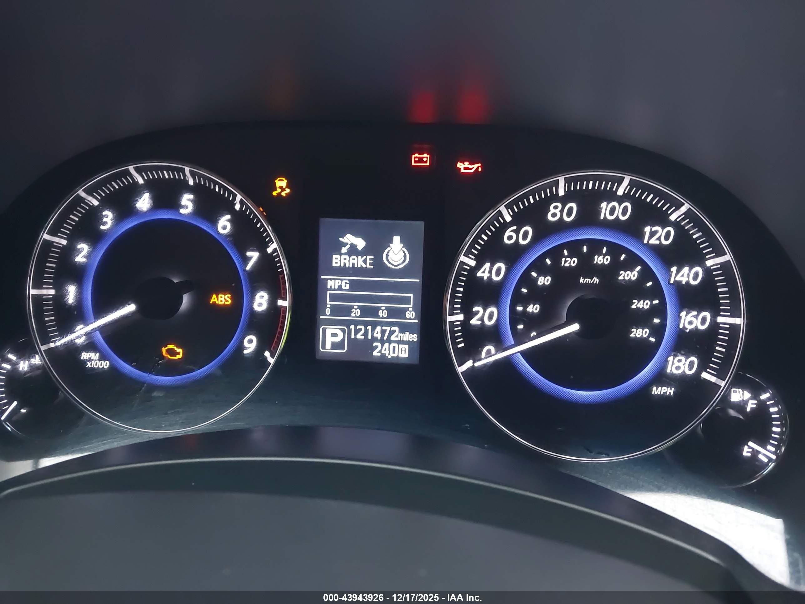 INFINITI QX70 image 7