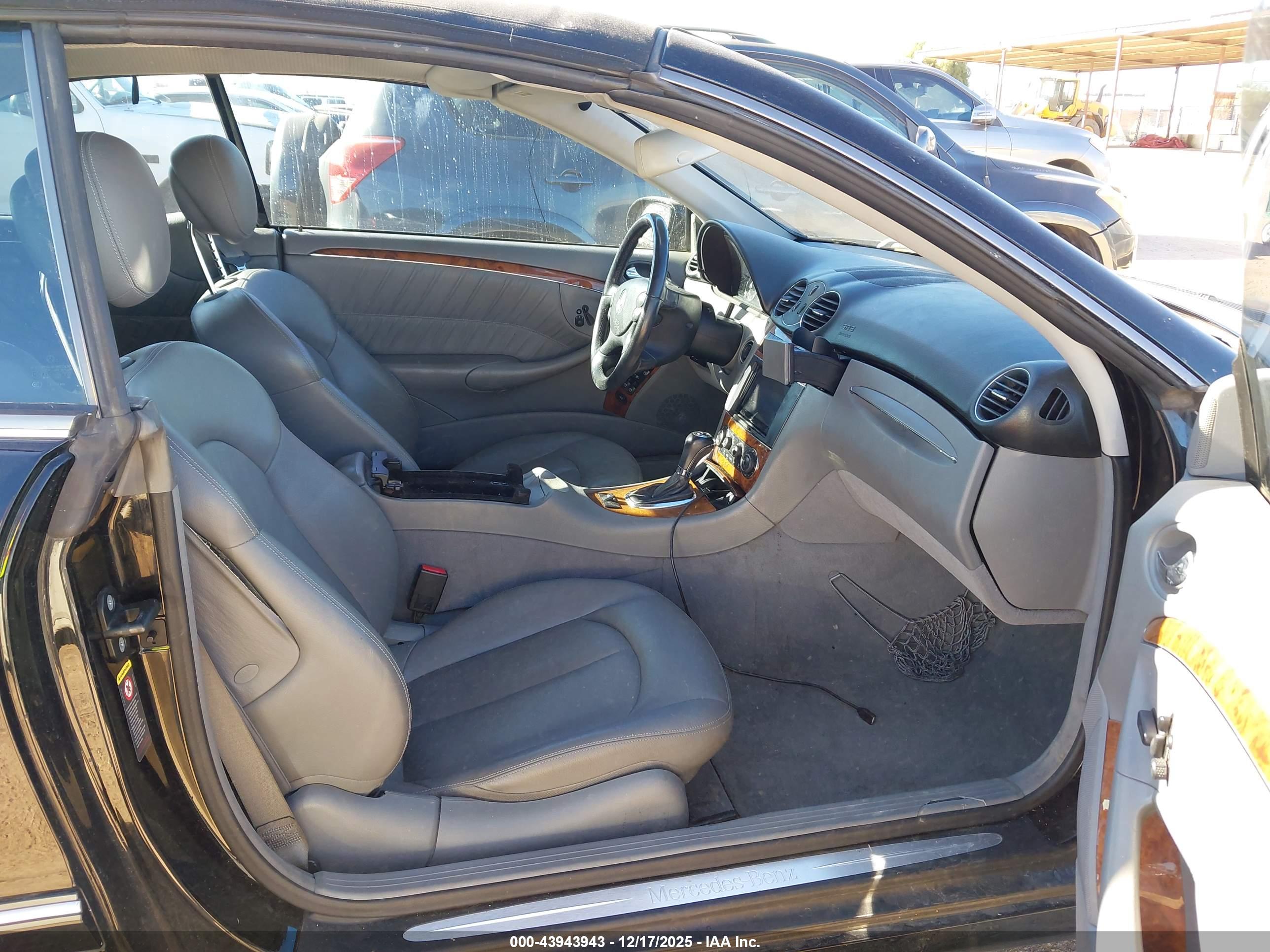 MERCEDES-BENZ CLK image 5